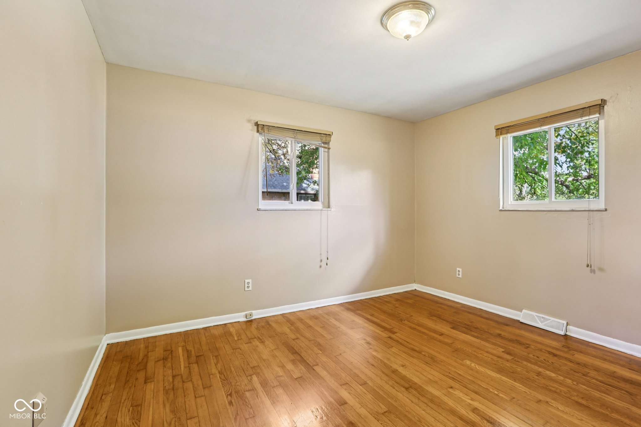 1901 N Ritter Avenue