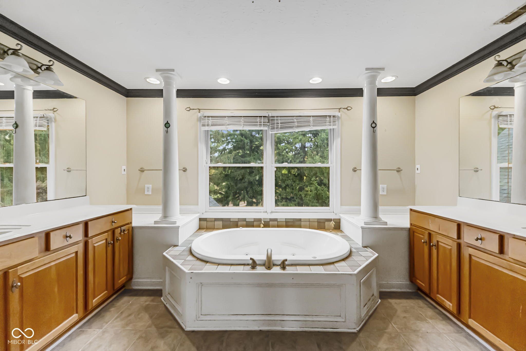 1739 W 156th Street