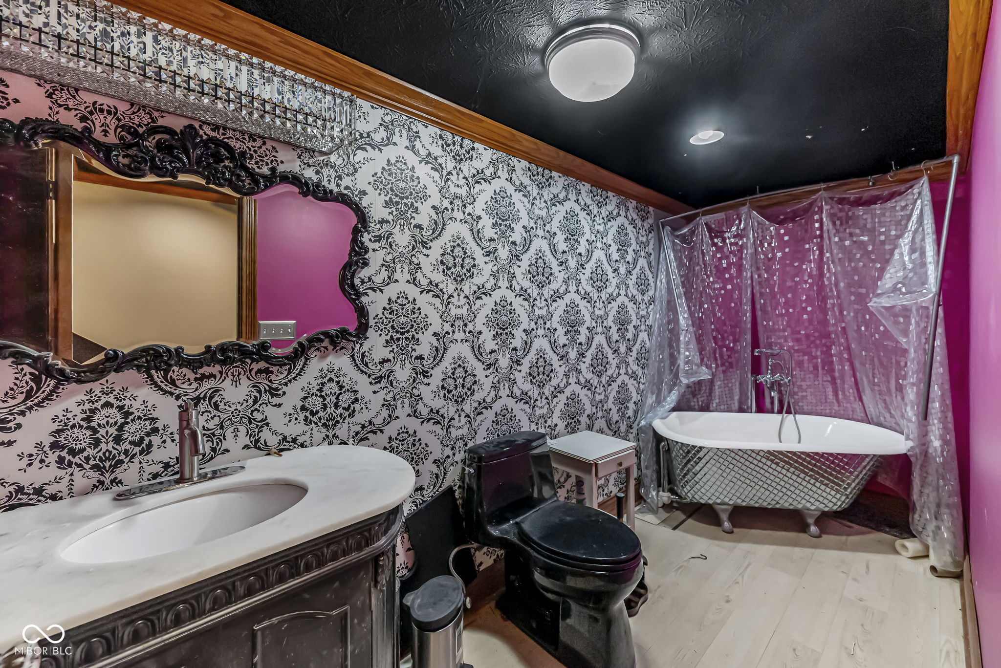 1739 W 156th Street