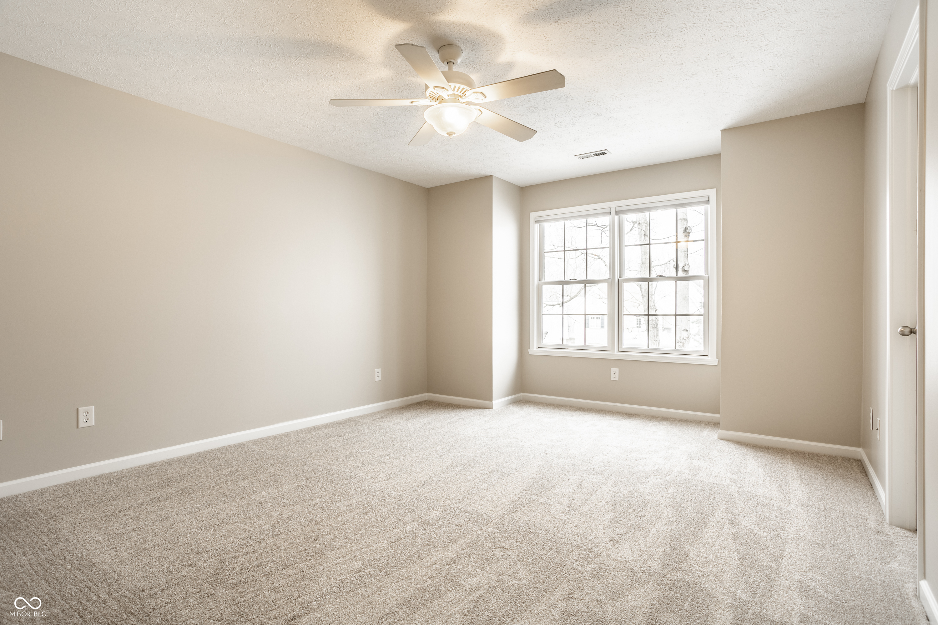 6535 Royal Oakland Place