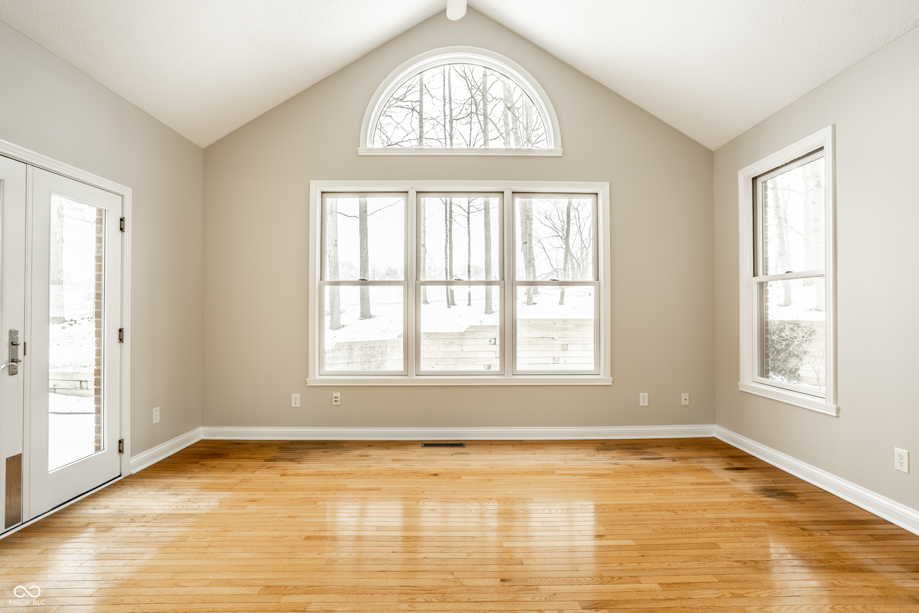 6535 Royal Oakland Place