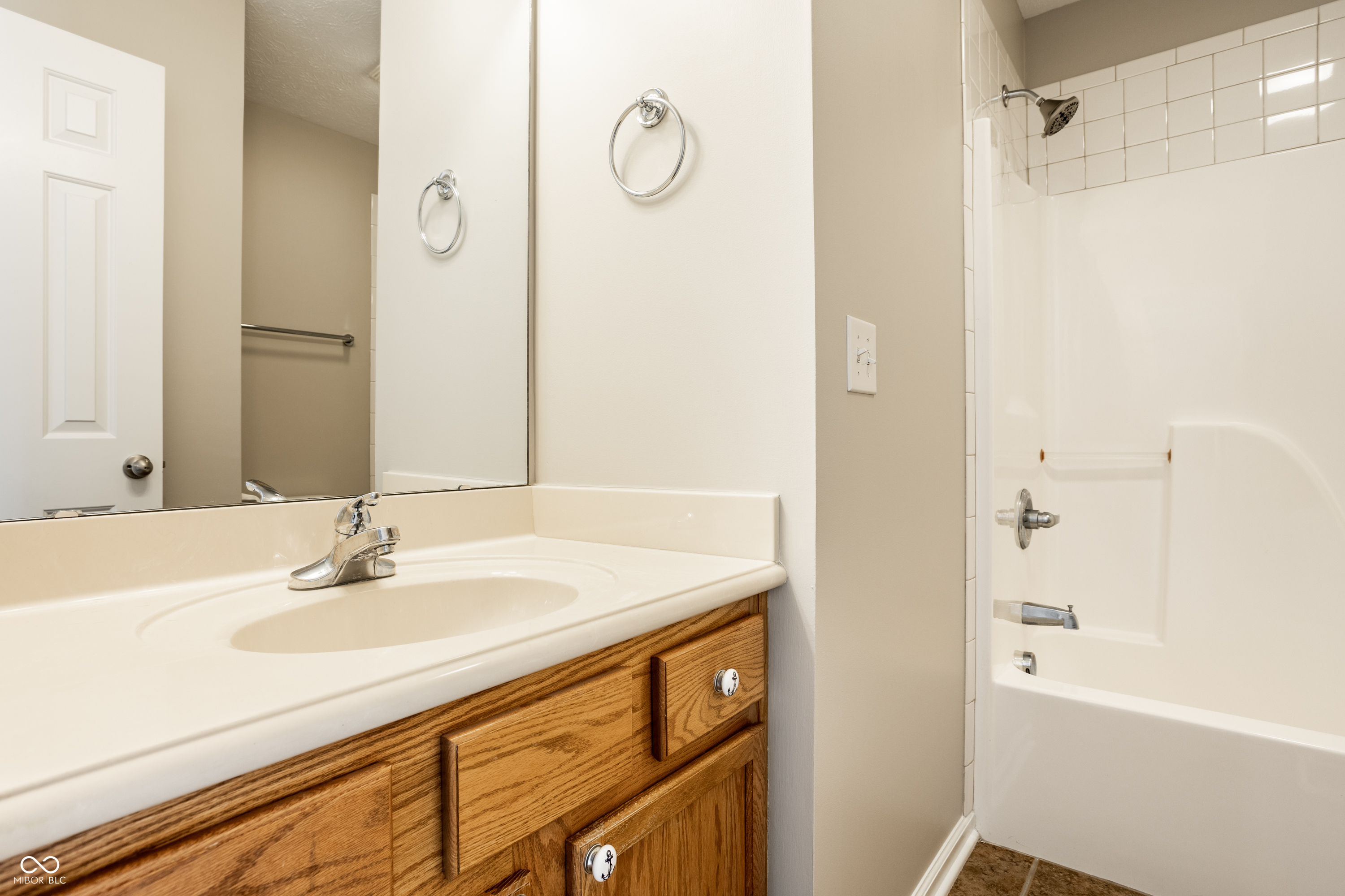 6535 Royal Oakland Place