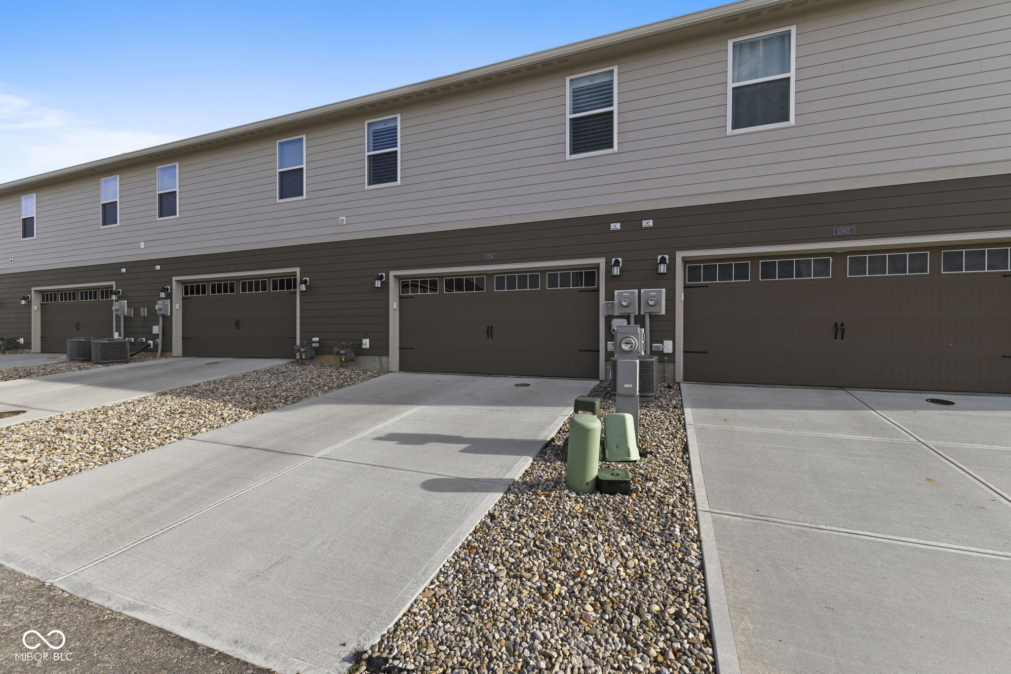 1756 W 171st Street W