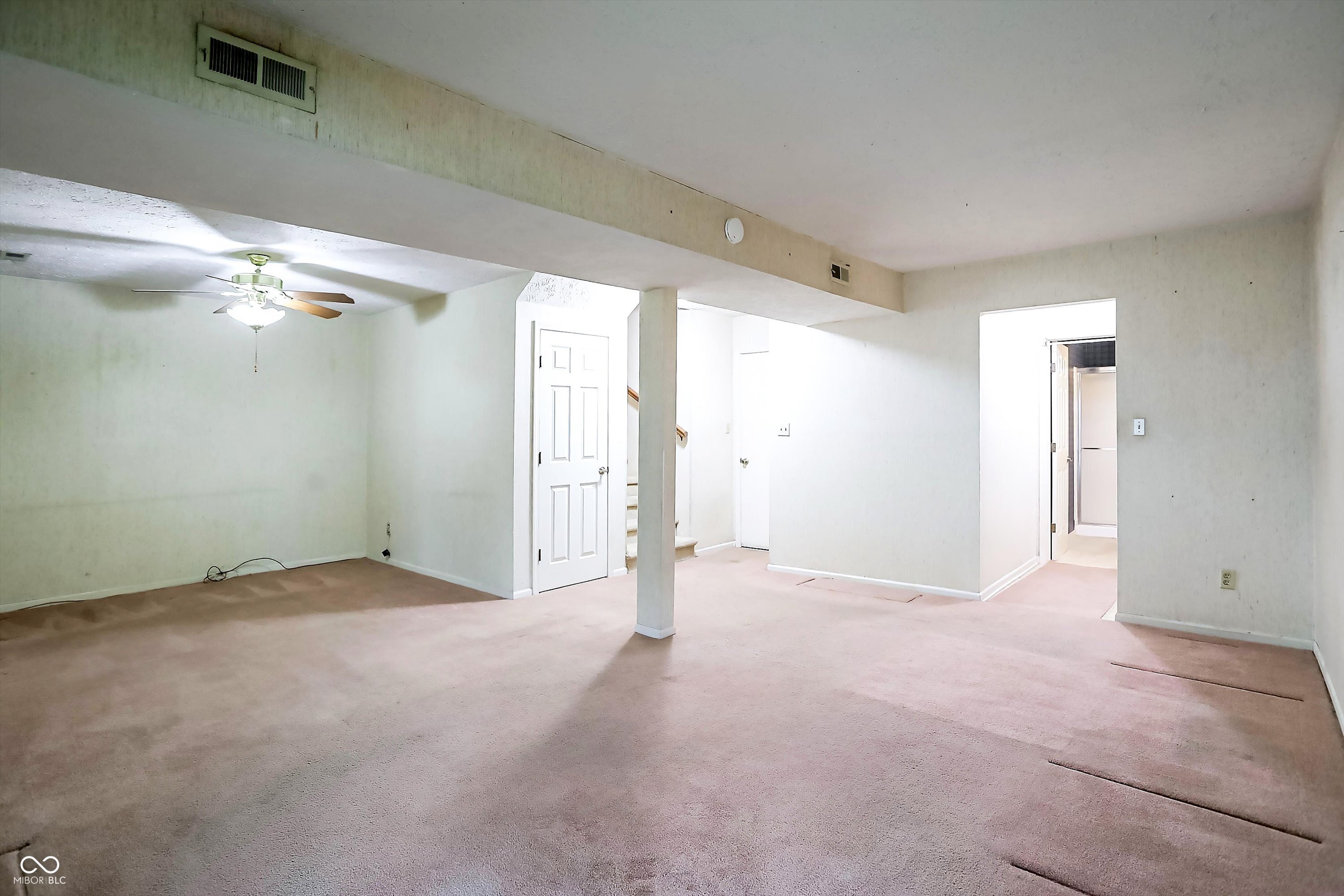2684 Lakeshire Lane