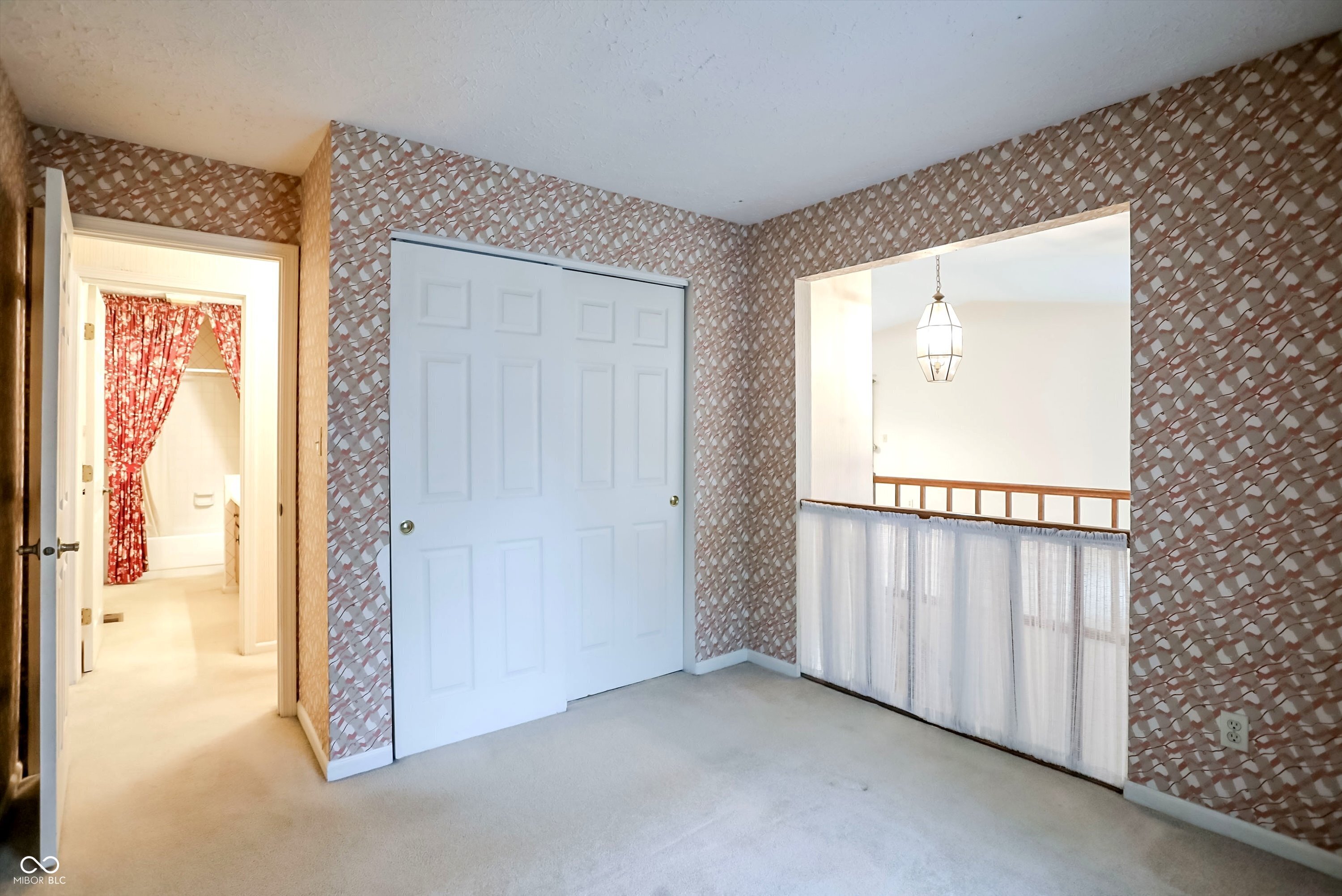 2684 Lakeshire Lane