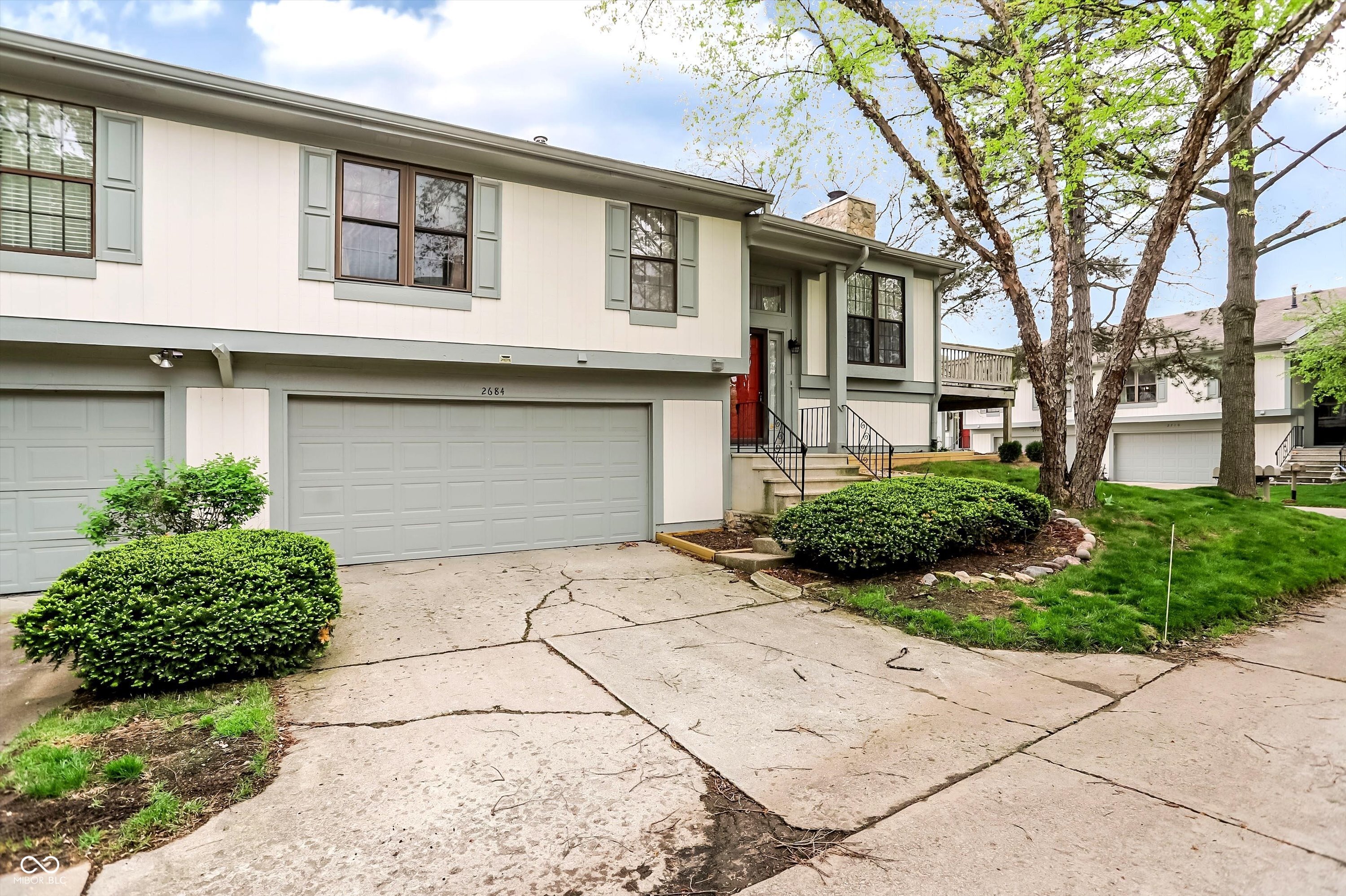 2684 Lakeshire Lane