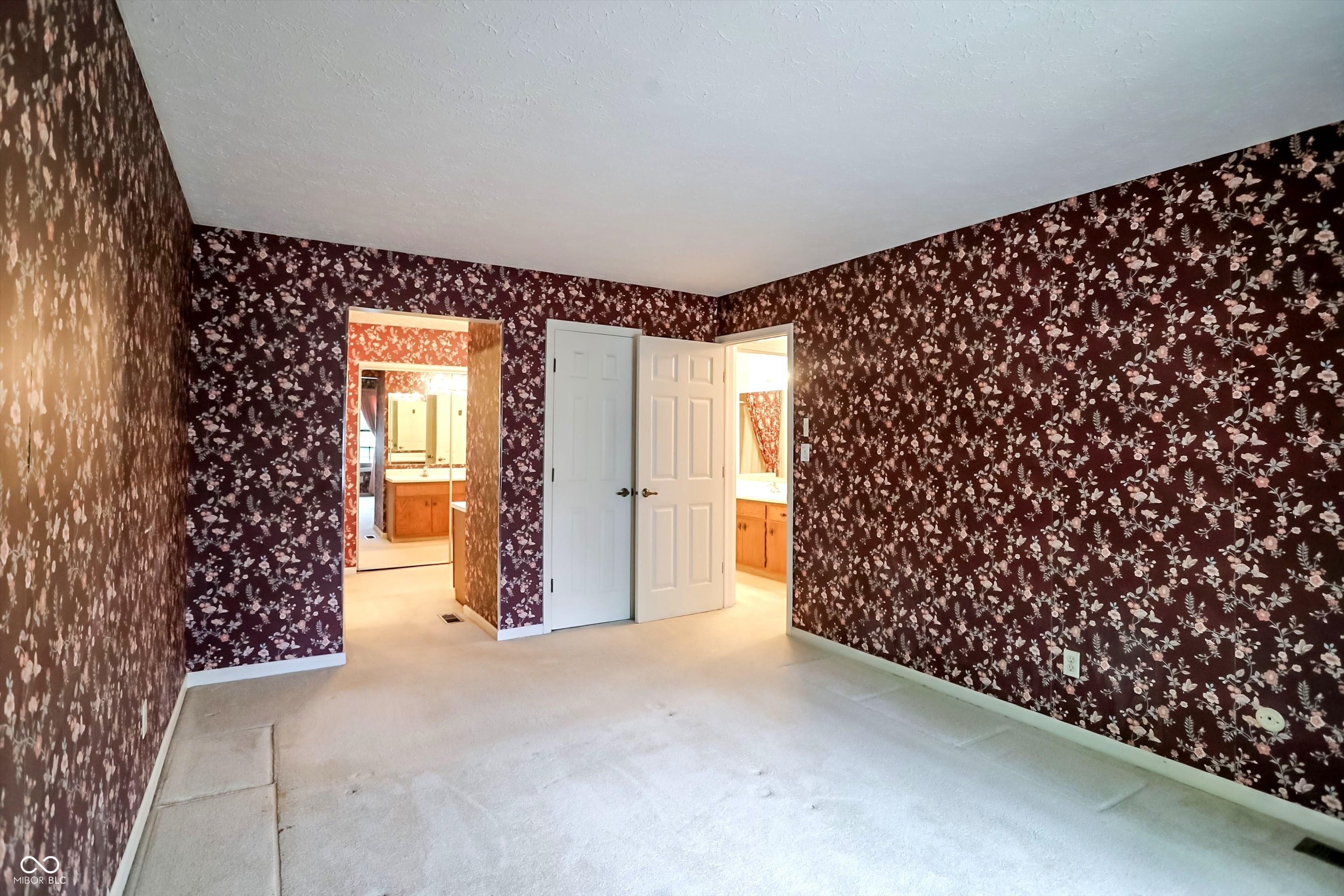 2684 Lakeshire Lane
