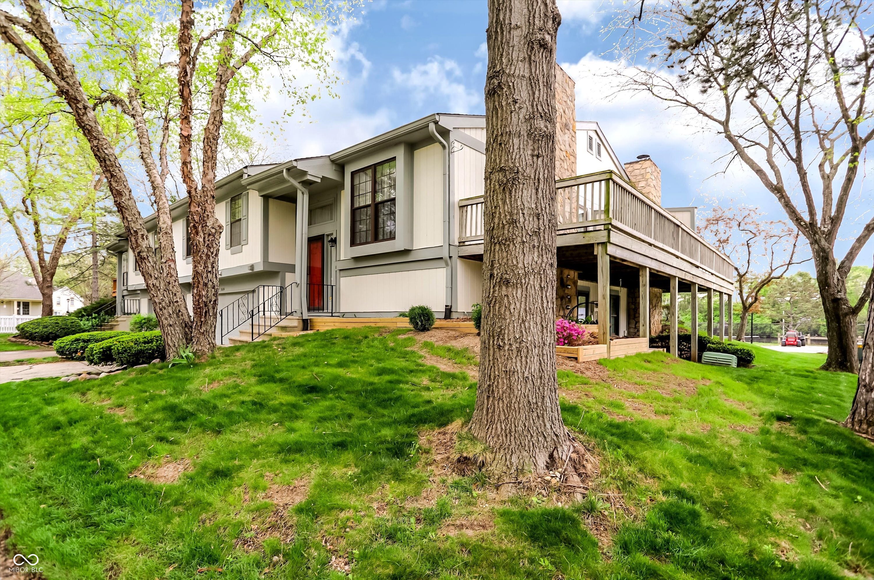 2684 Lakeshire Lane