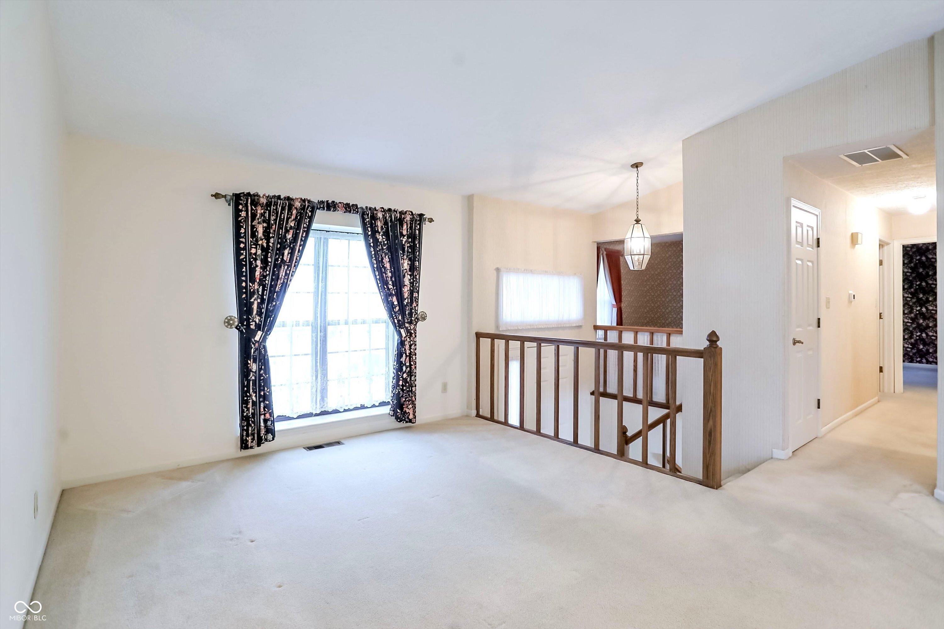 2684 Lakeshire Lane