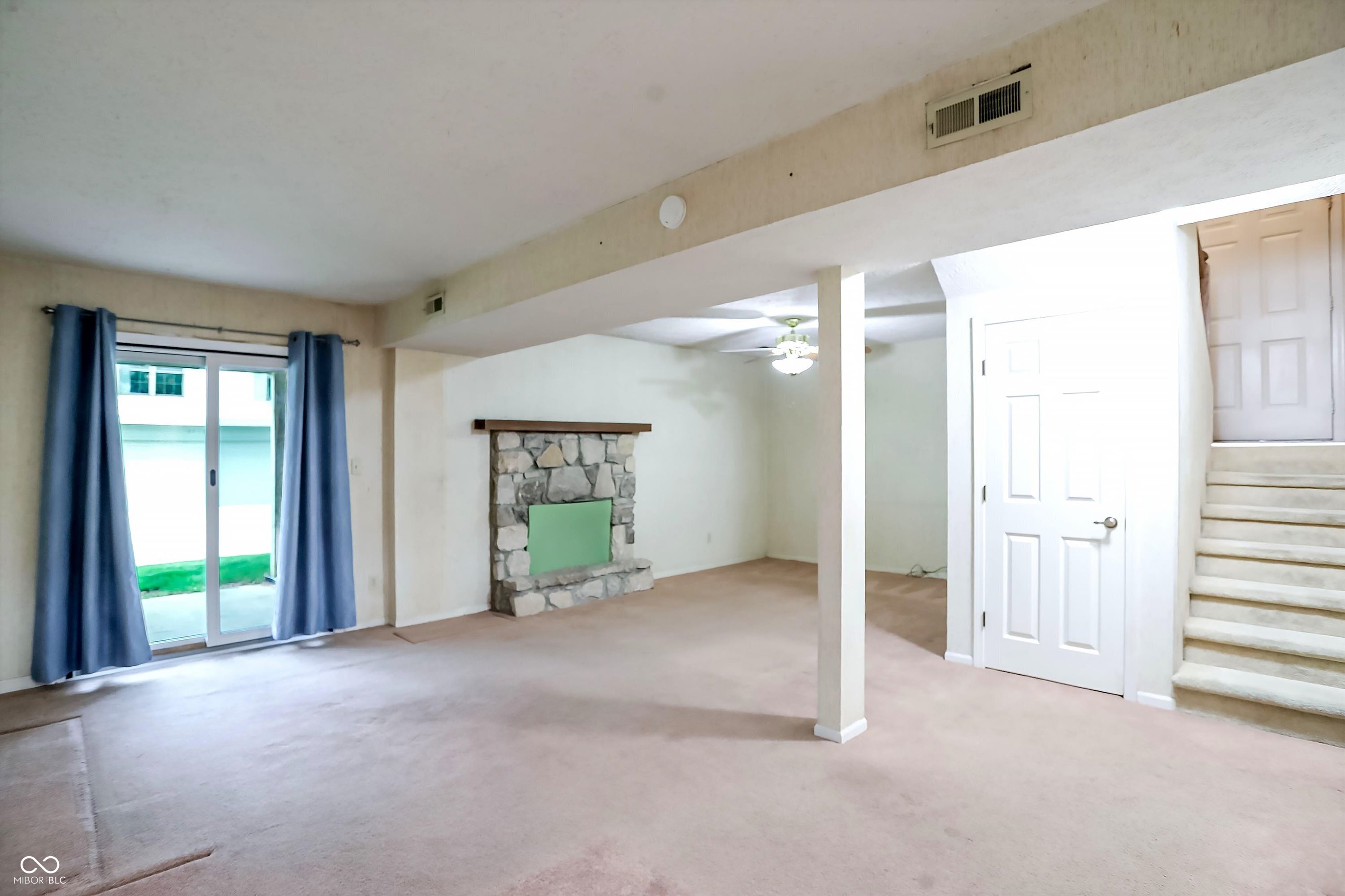 2684 Lakeshire Lane