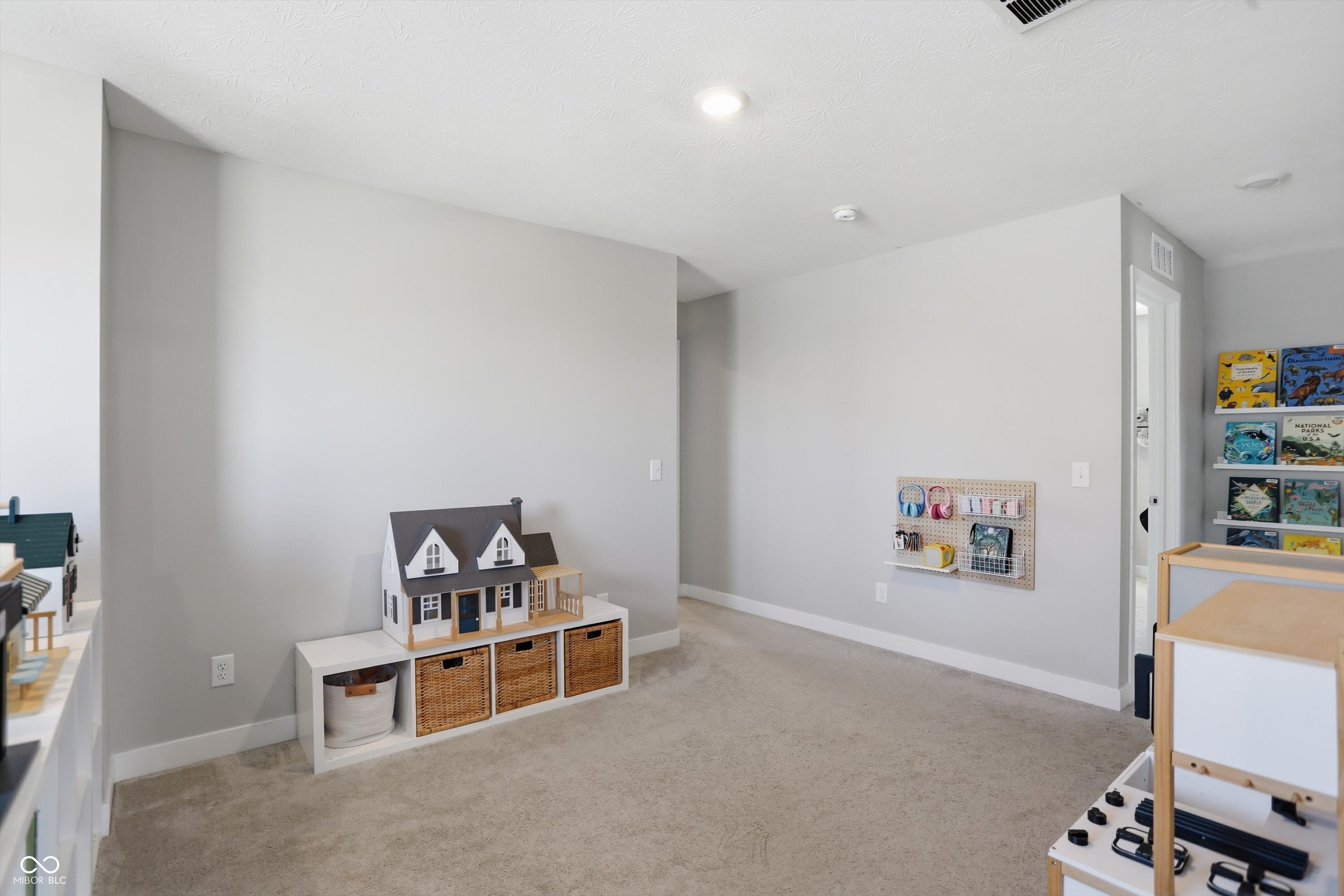6914 Wolf Creek Court