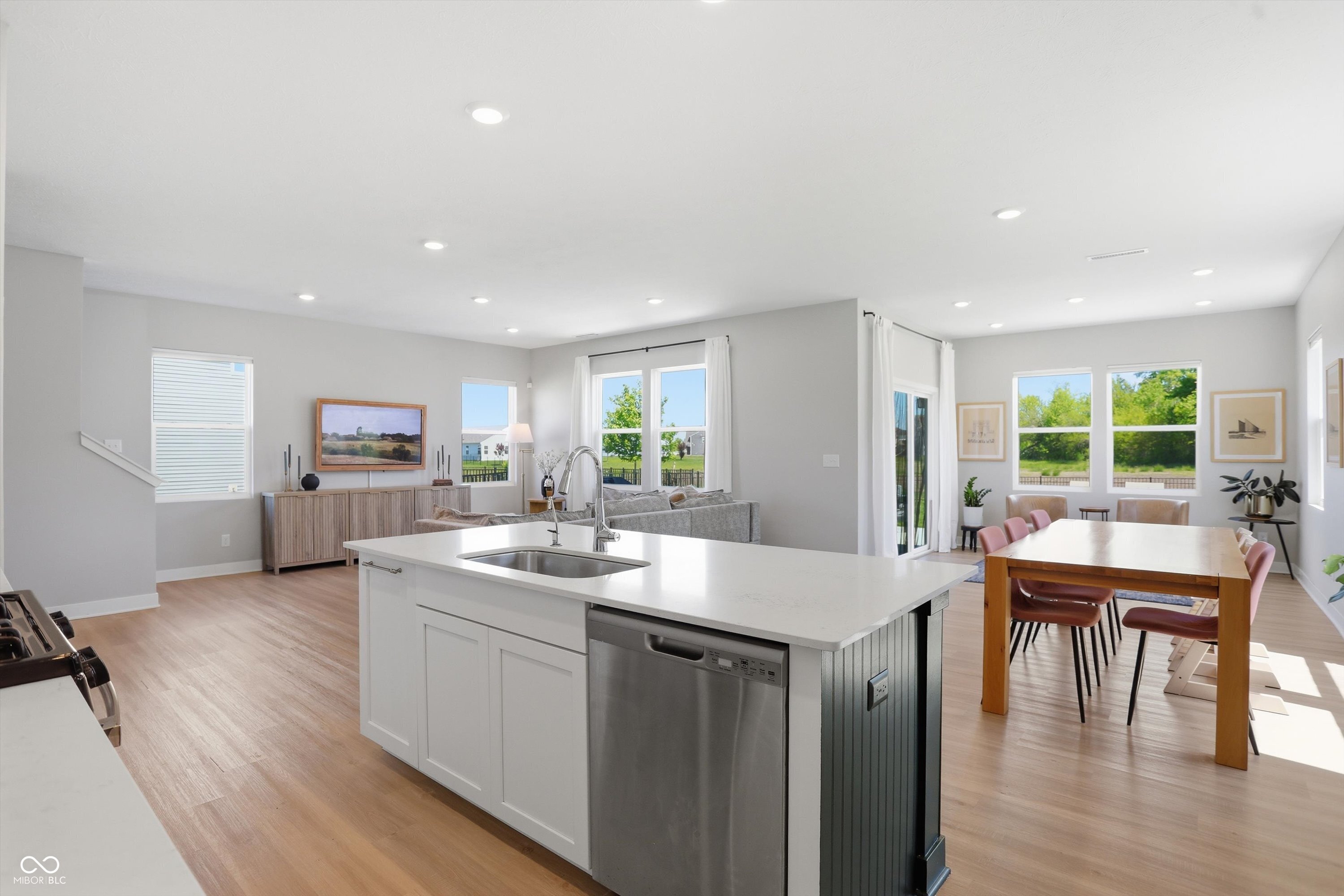 6914 Wolf Creek Court