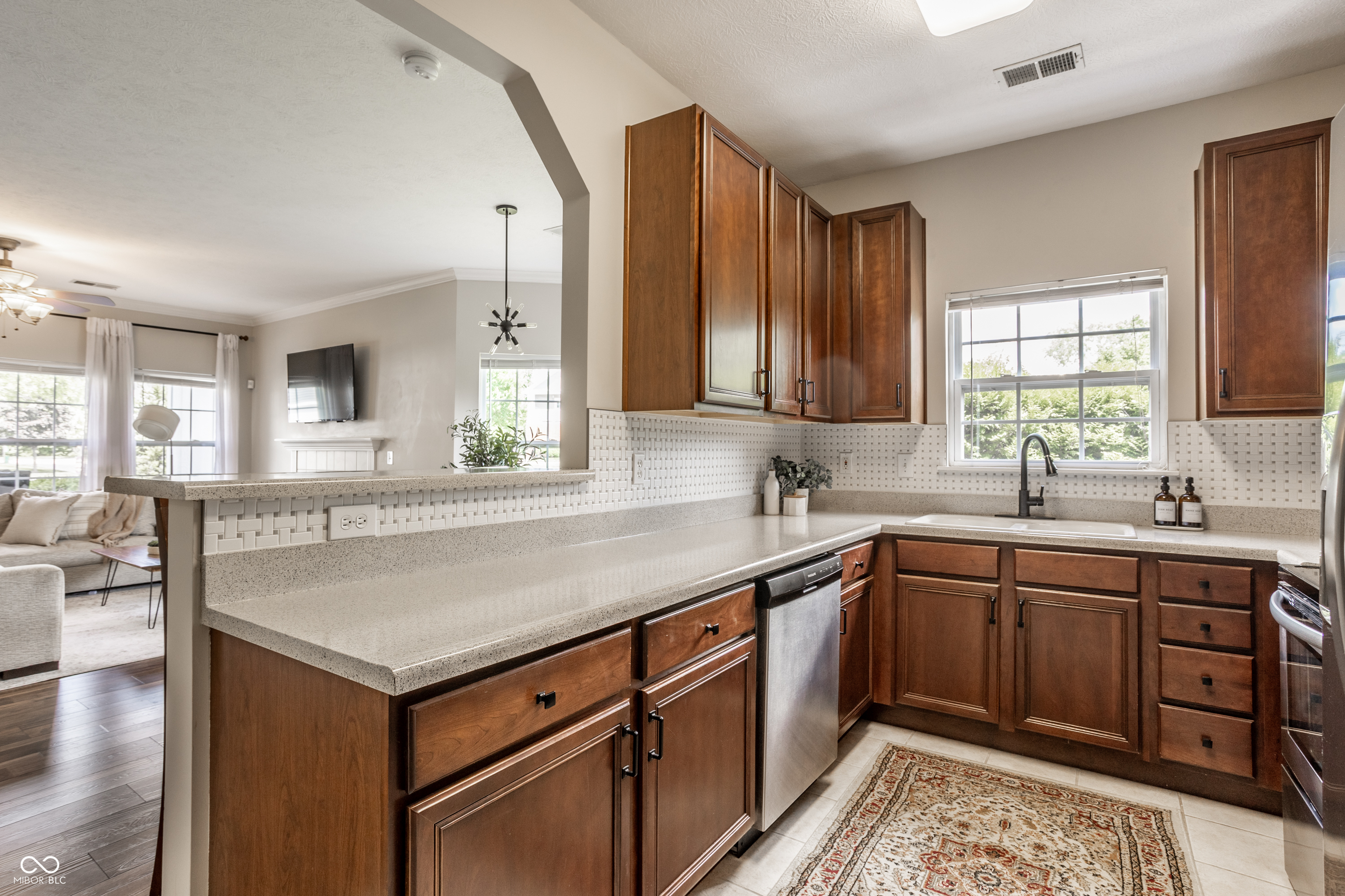 9681 Rialto Trail
