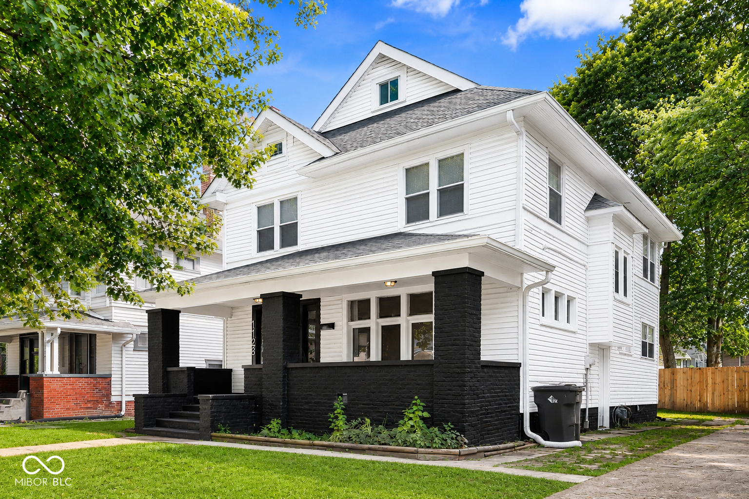 1128 E 35th Street