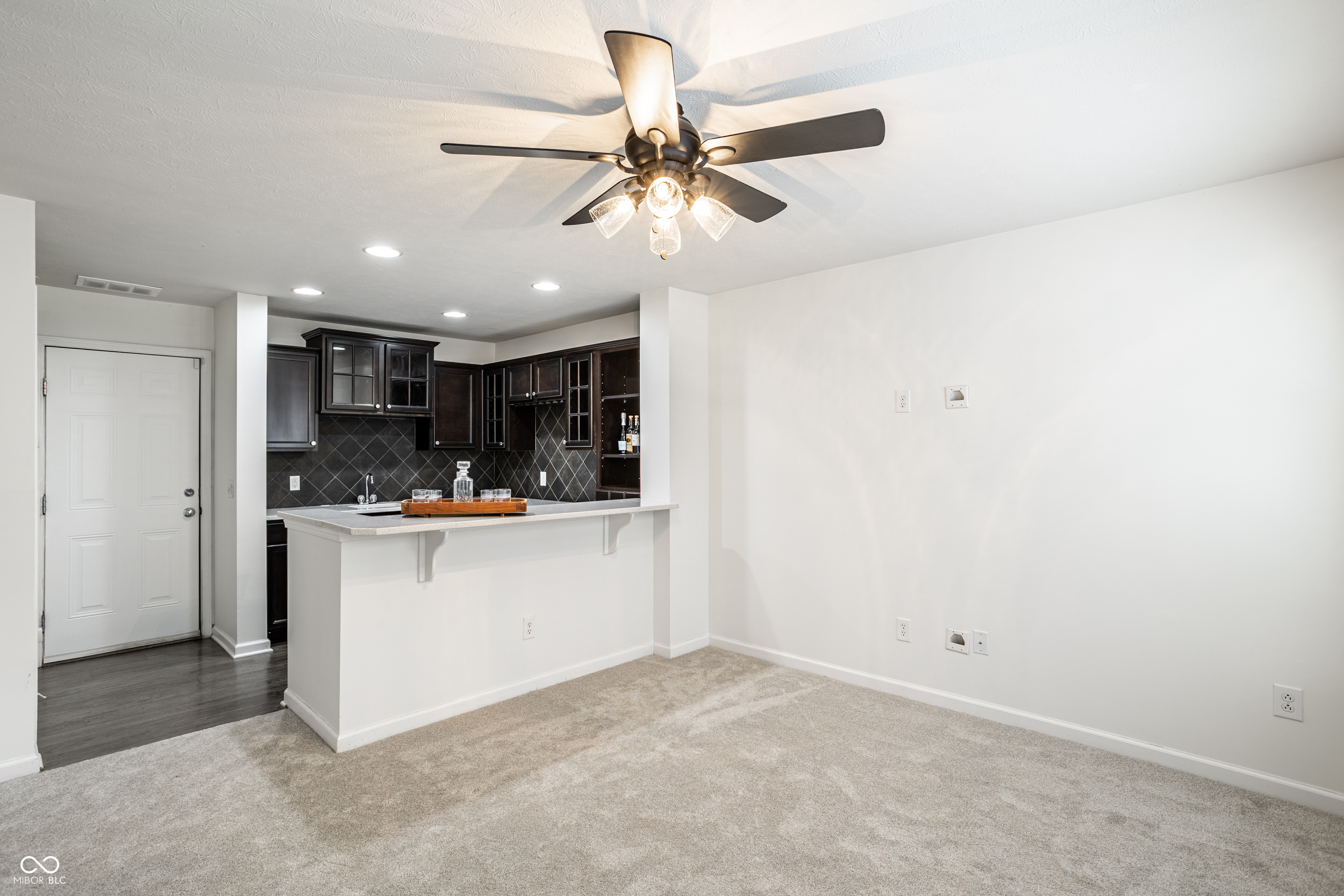 9556 Oakley Drive