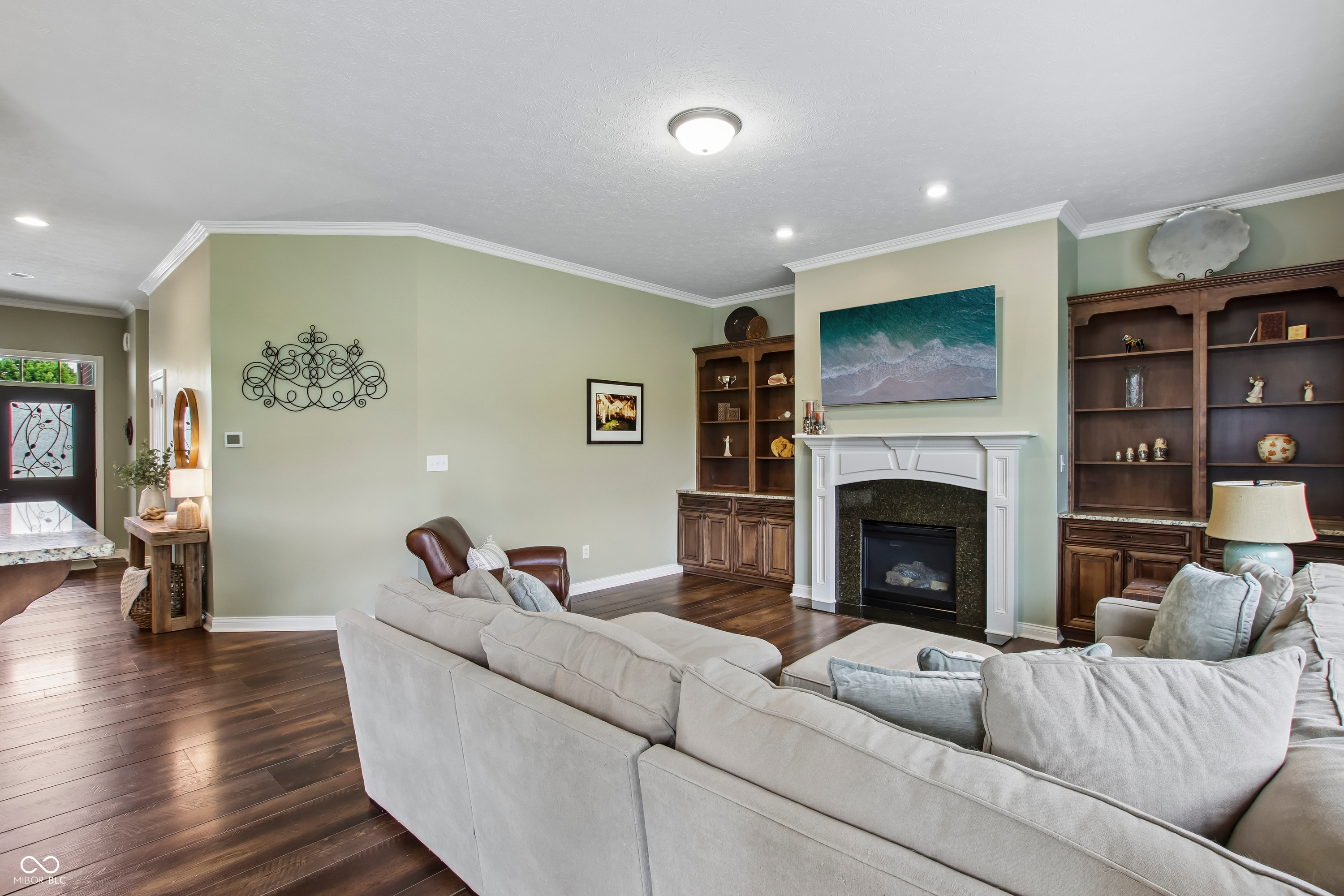 15480 Mission Hills Drive