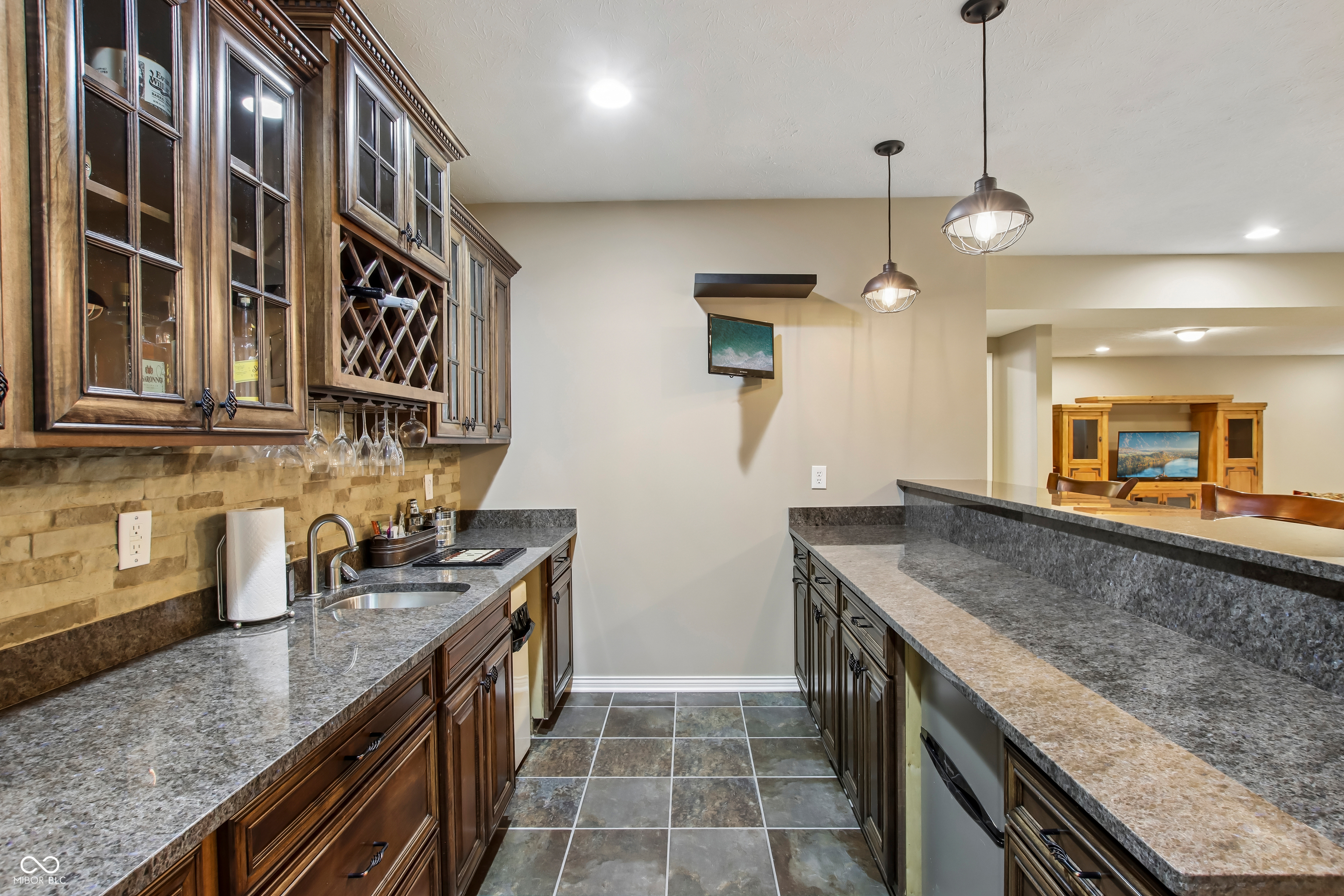 15480 Mission Hills Drive