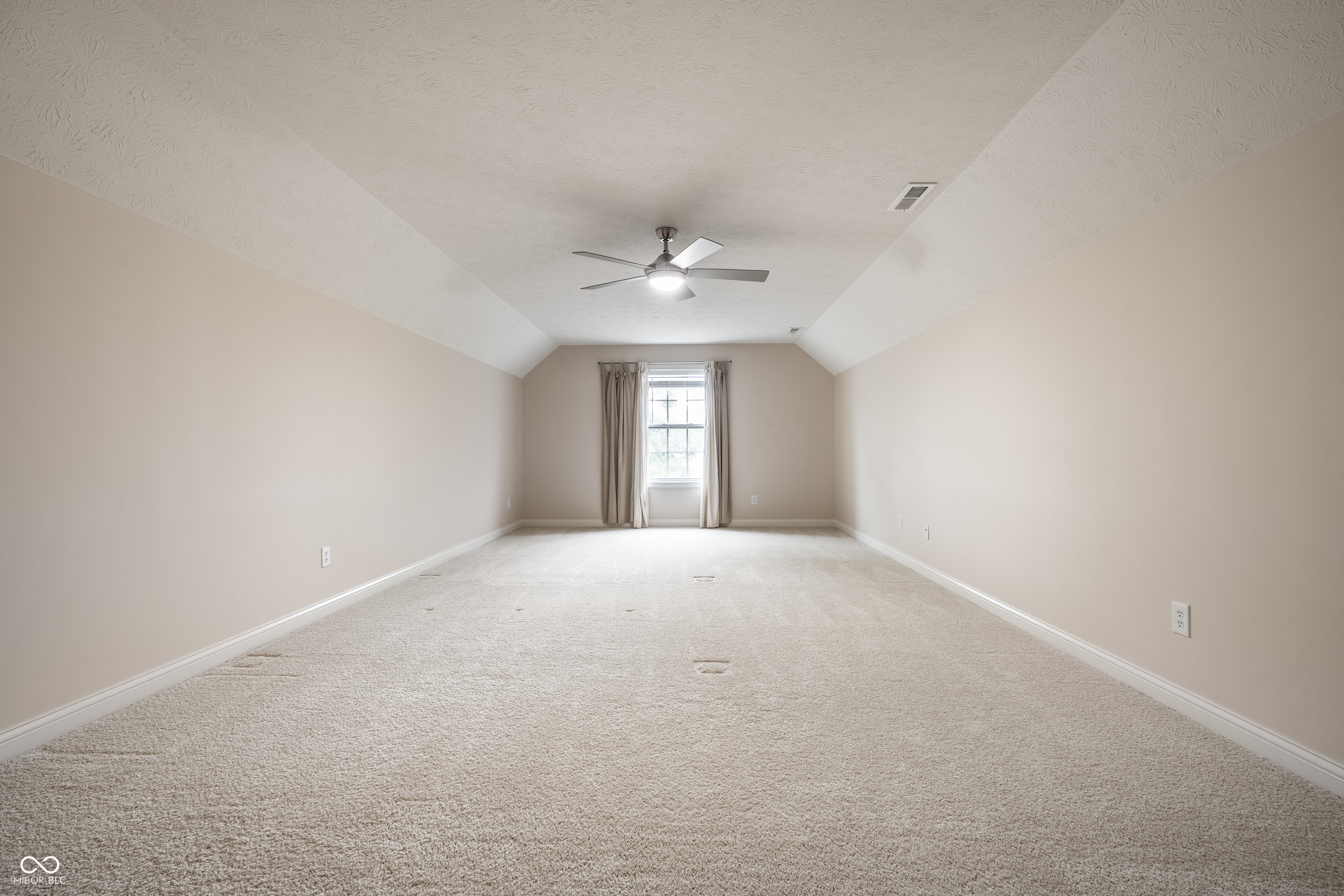 15471 Mission Hills Drive