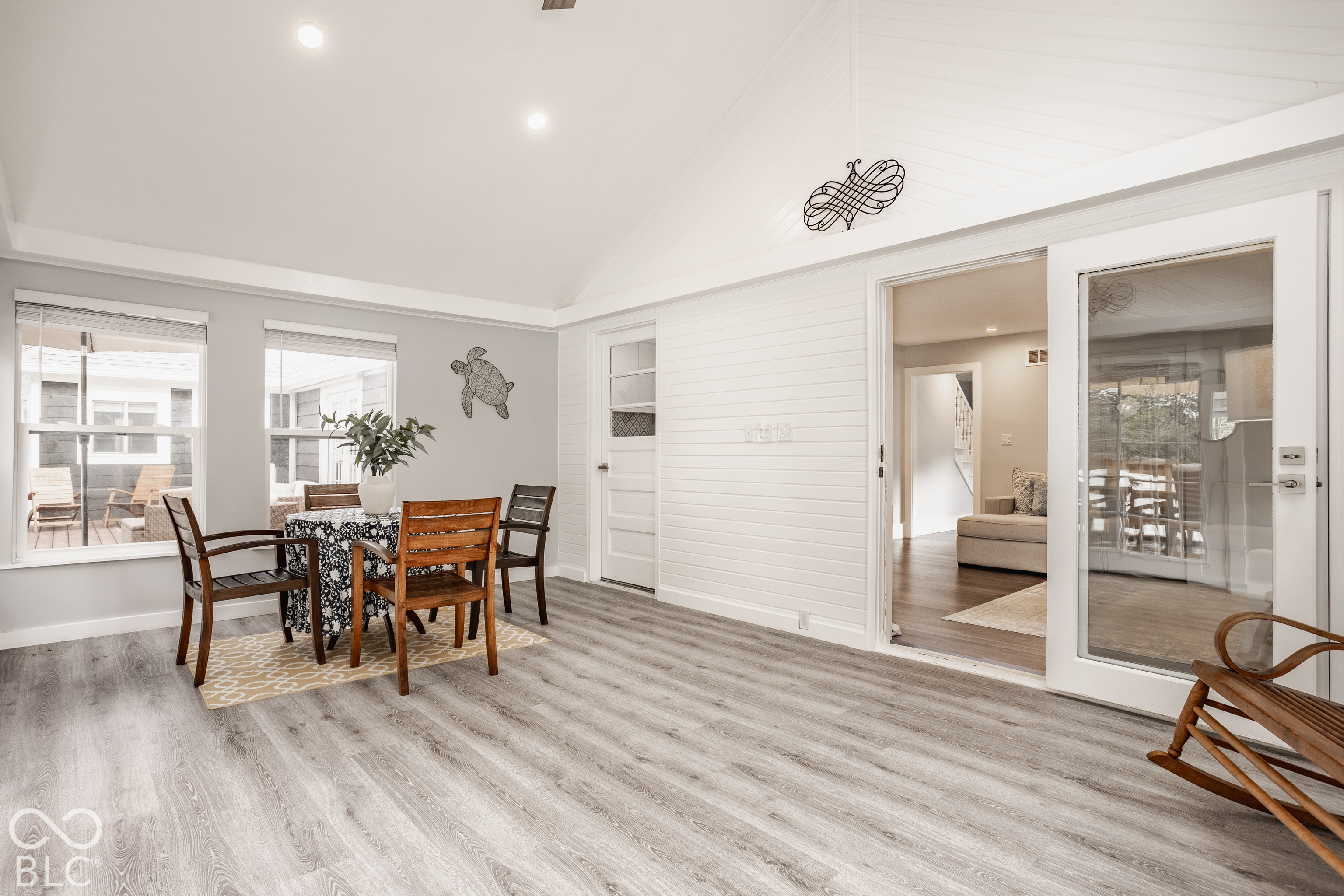 4555 Buckingham Court