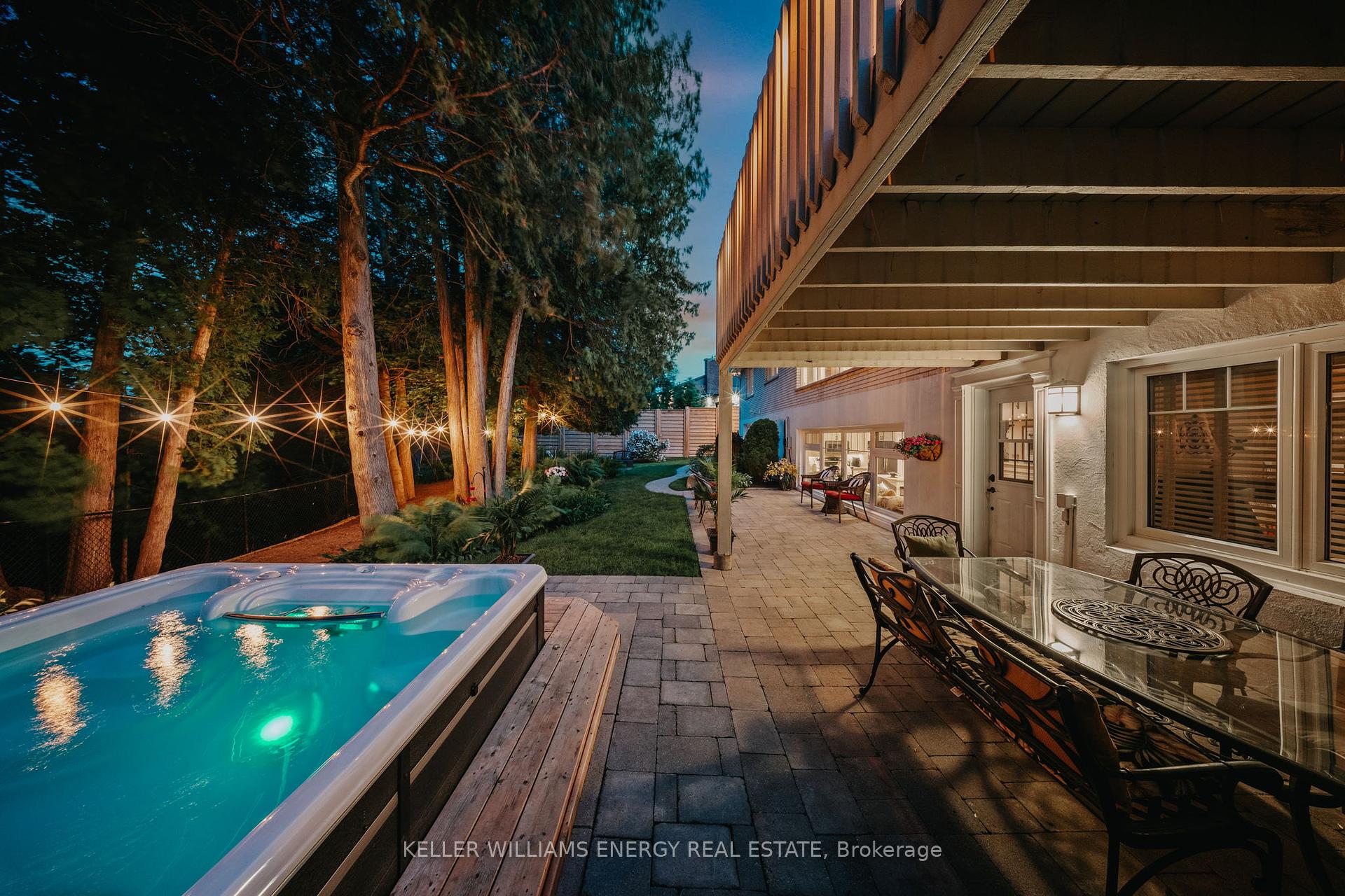 833 Glenmanor Drive