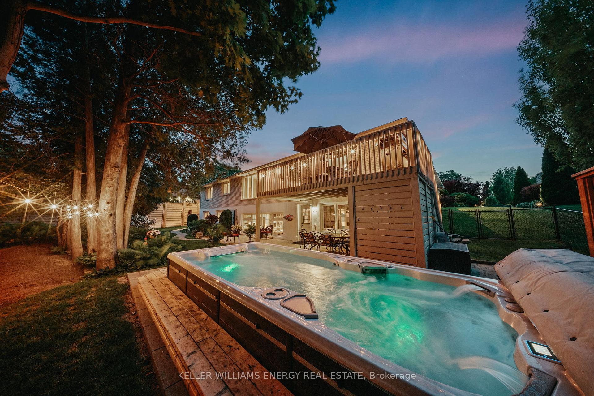 833 Glenmanor Drive