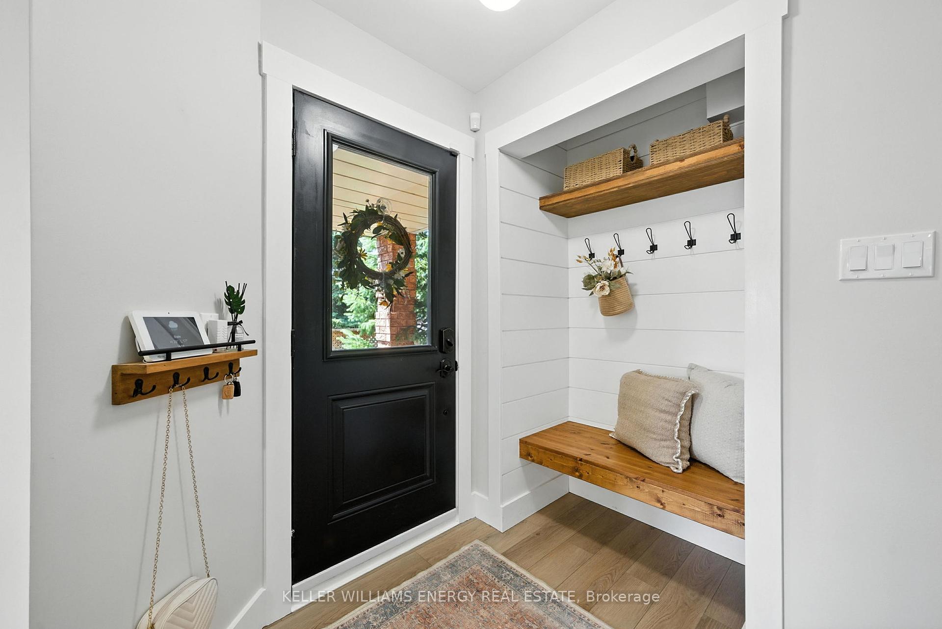 9 Glen Ray Court