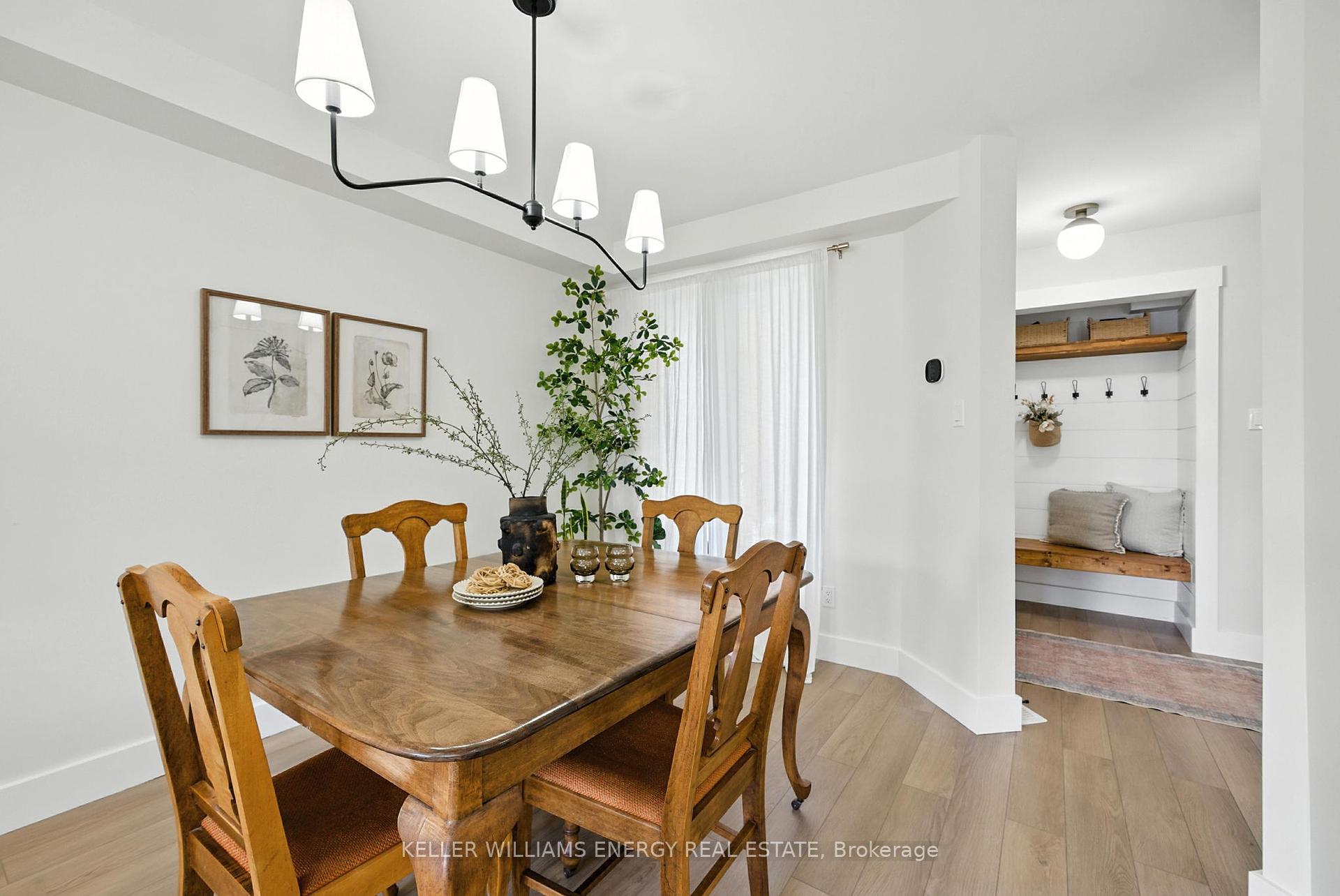 9 Glen Ray Court