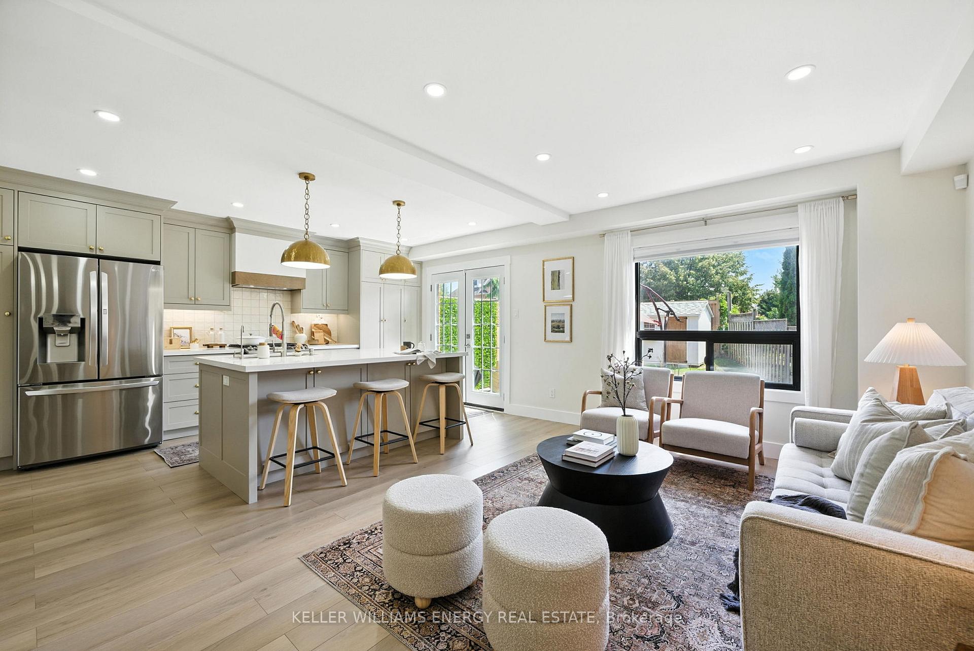 9 Glen Ray Court