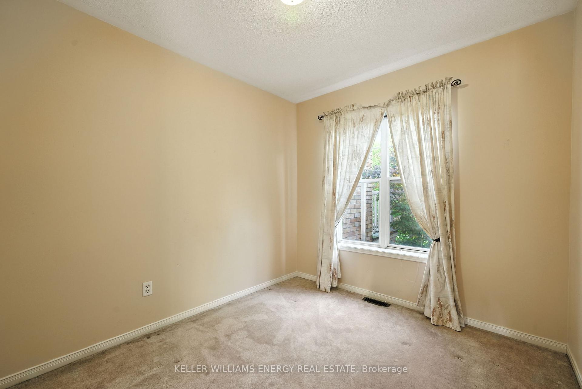 96 Port Union Road, Toronto E10