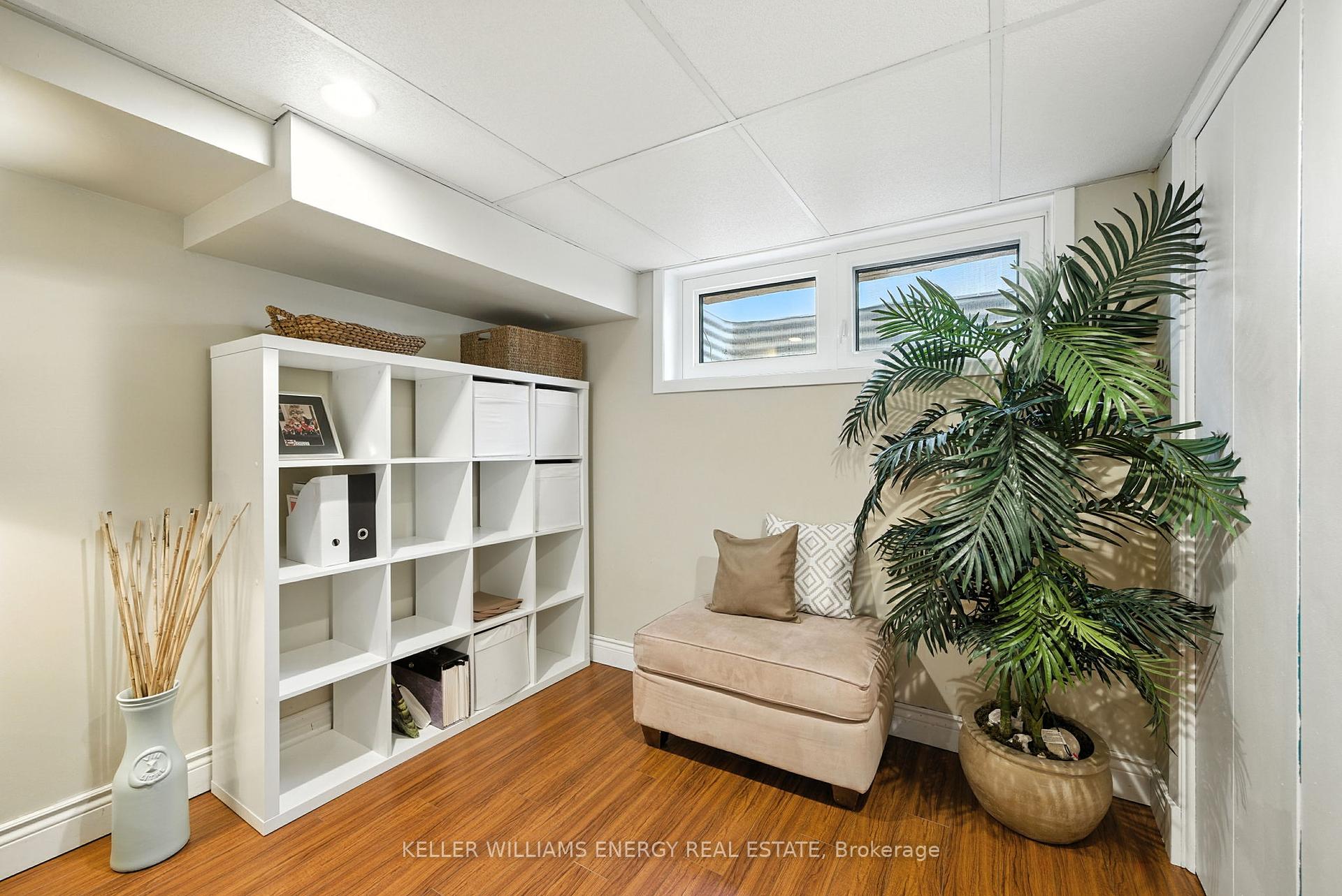 1033 Newbury Avenue
