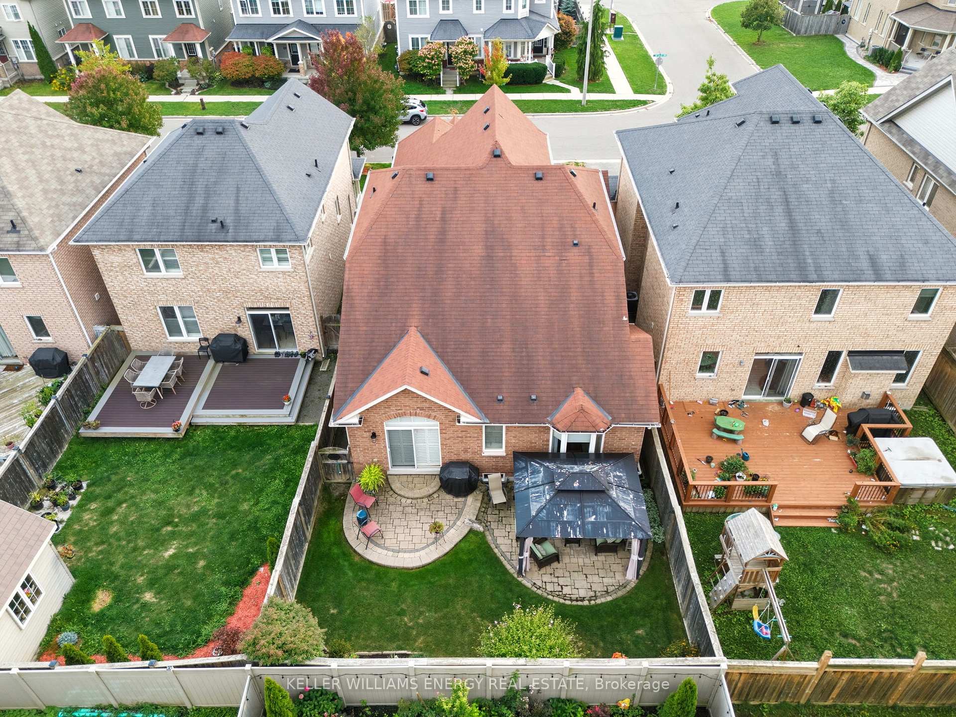66 Ted Miller Crescent