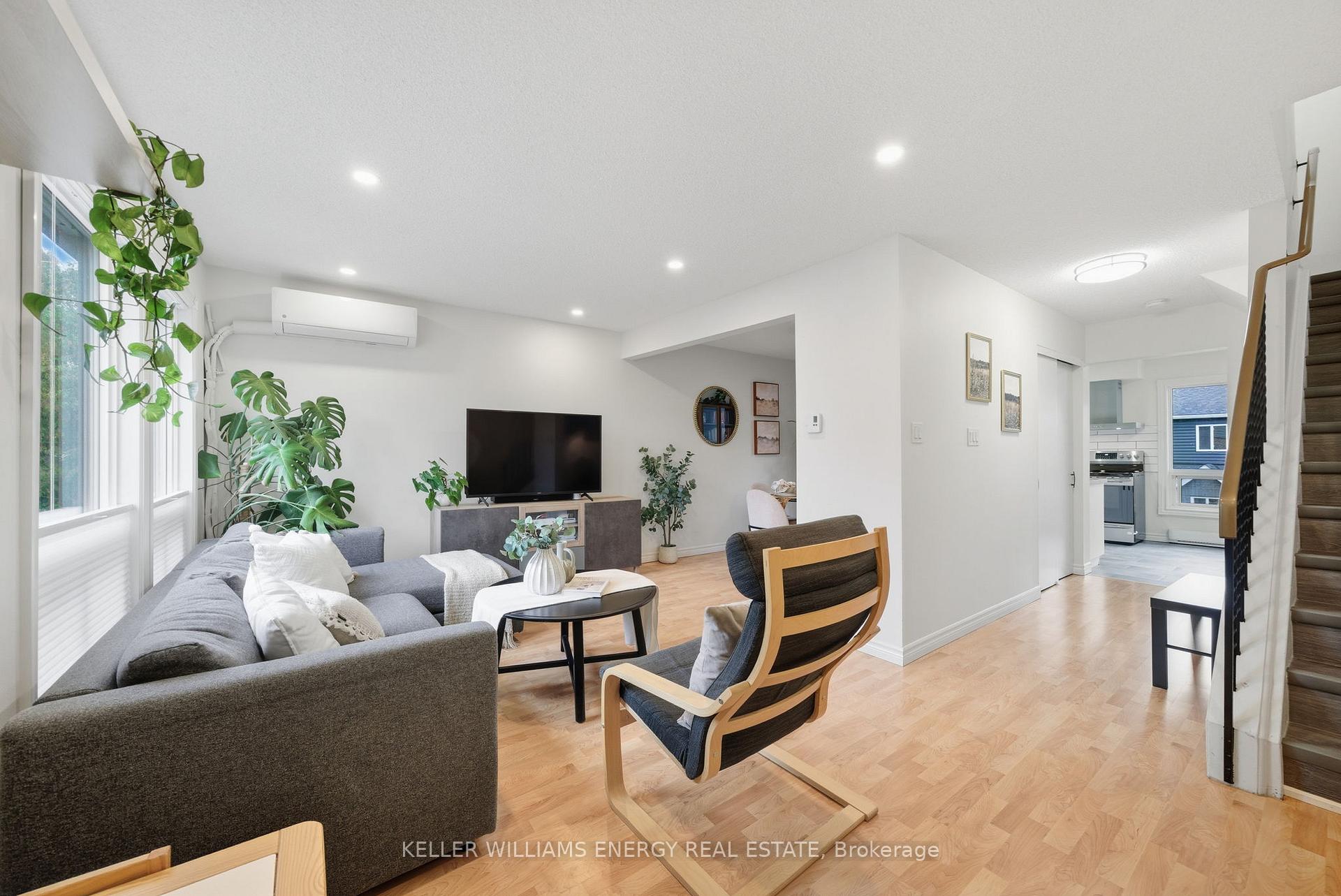 220 Ormond Drive W16
