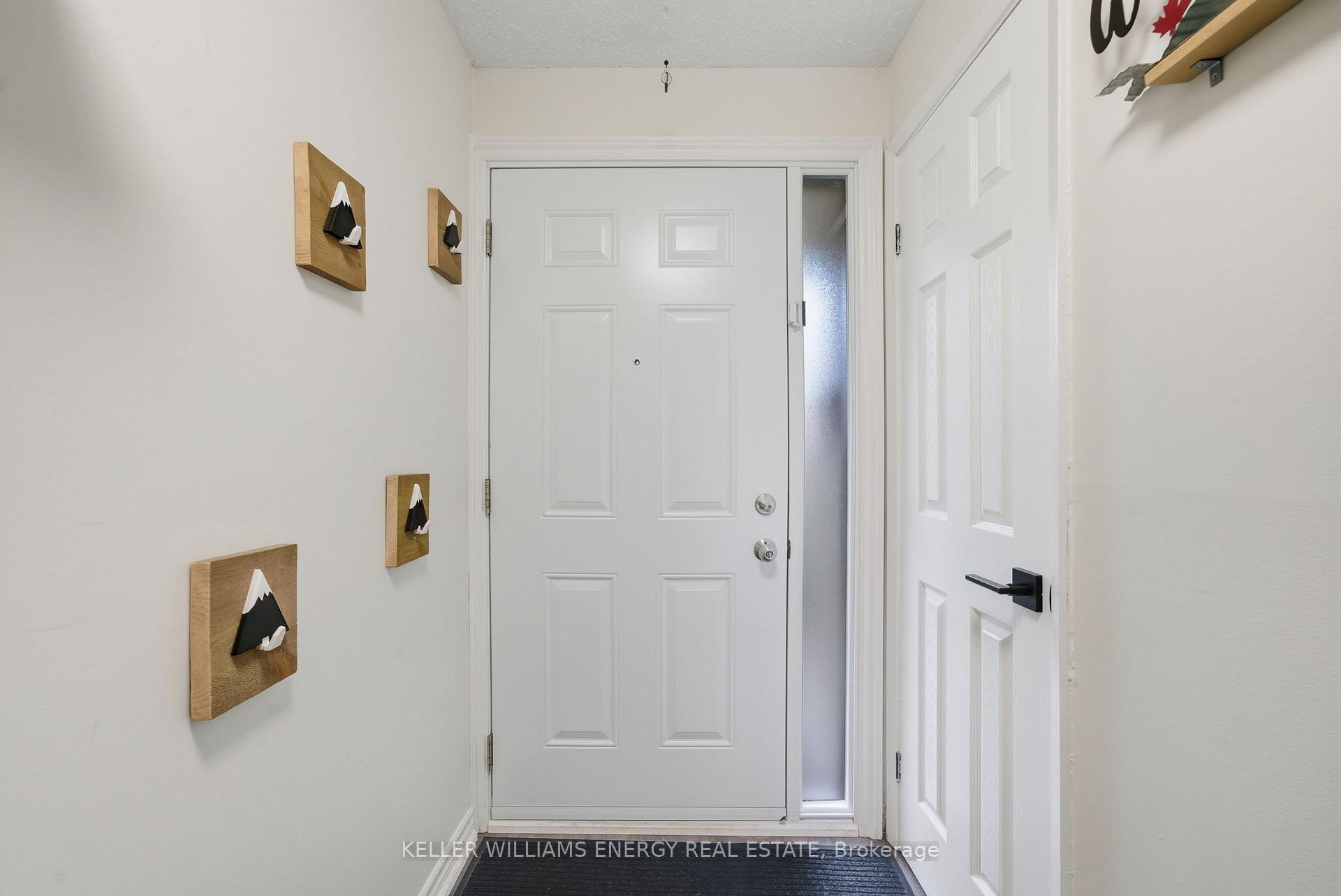 220 Ormond Drive W16