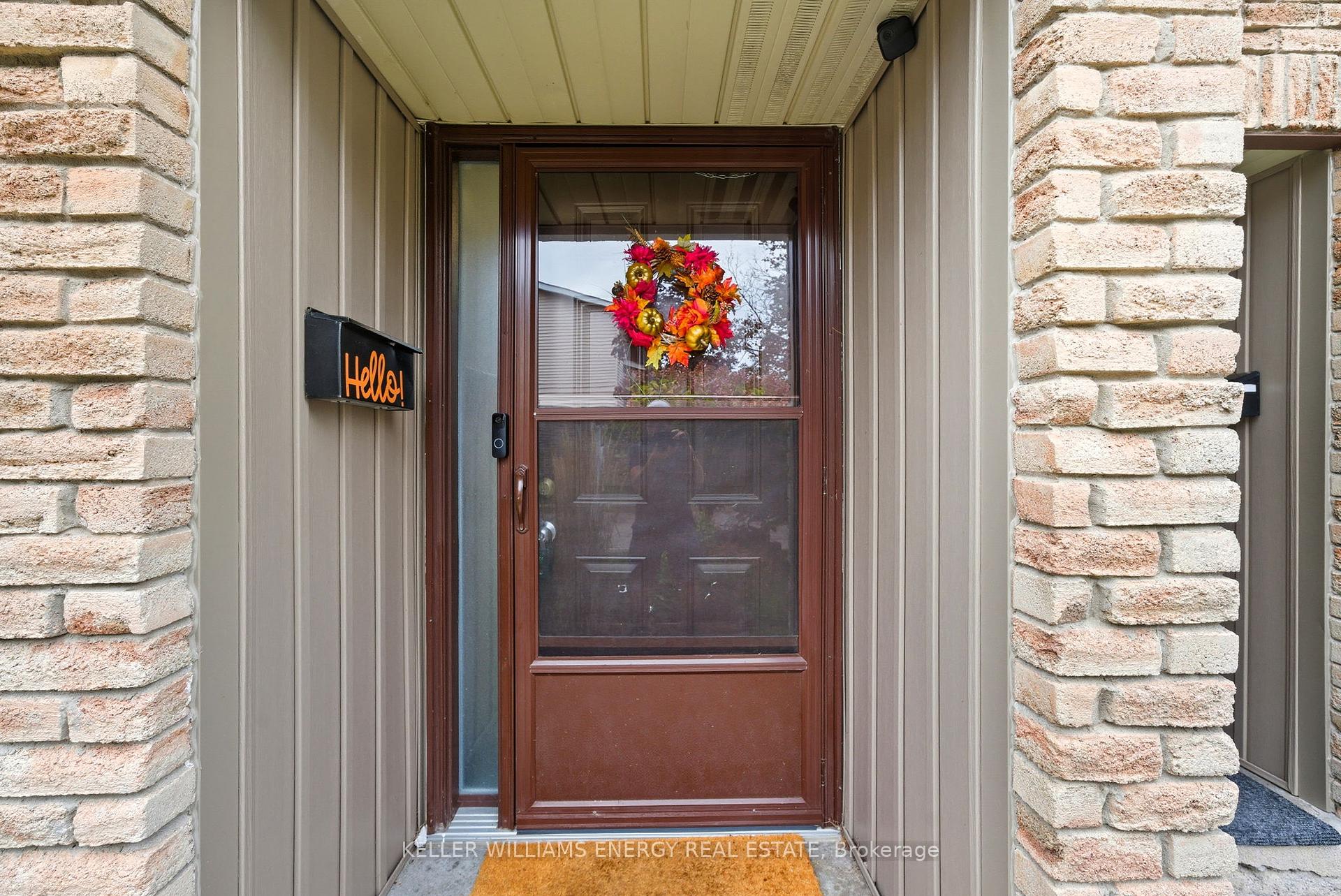 220 Ormond Drive W16