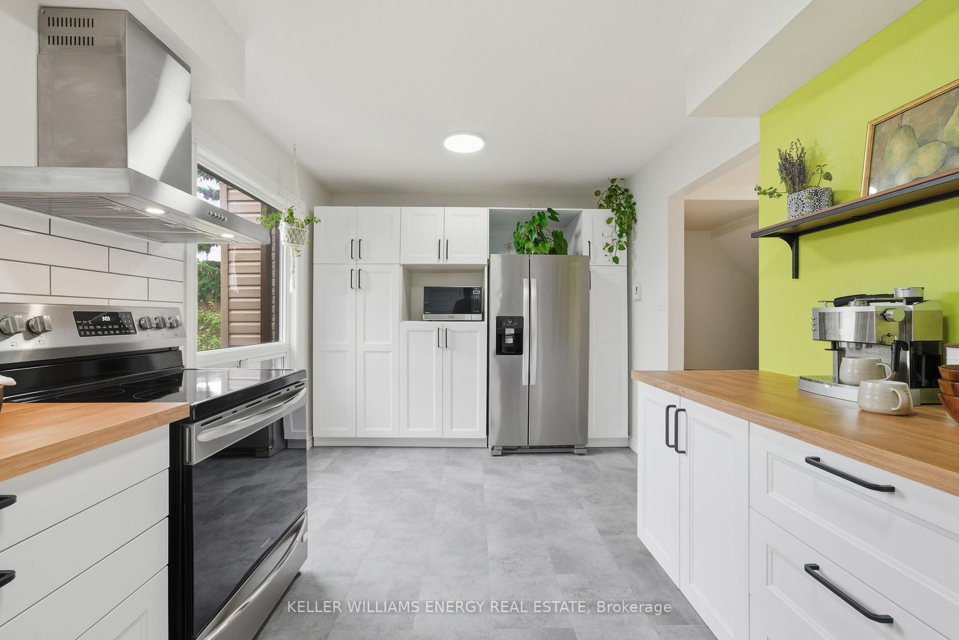 220 Ormond Drive W16