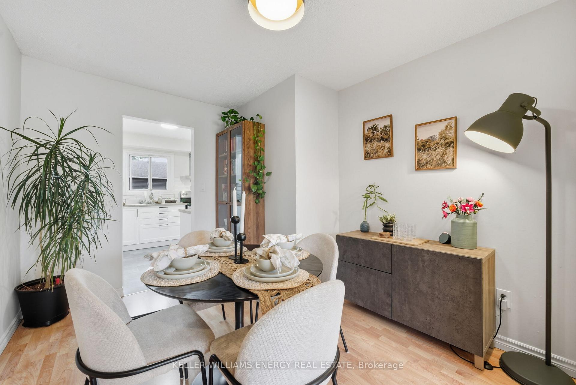220 Ormond Drive W16