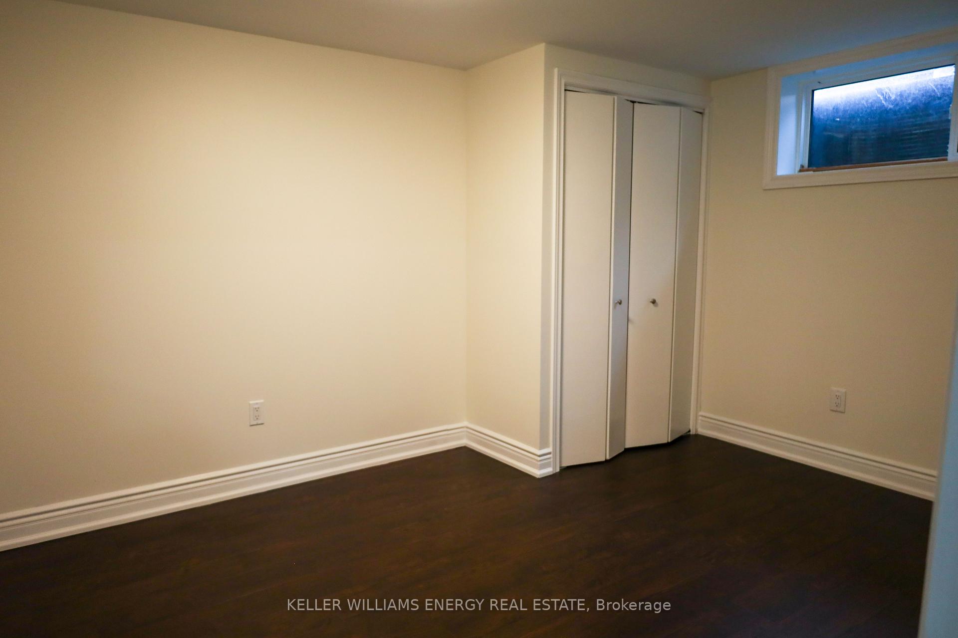 704 Oshawa Boulevard N Unit: Basement