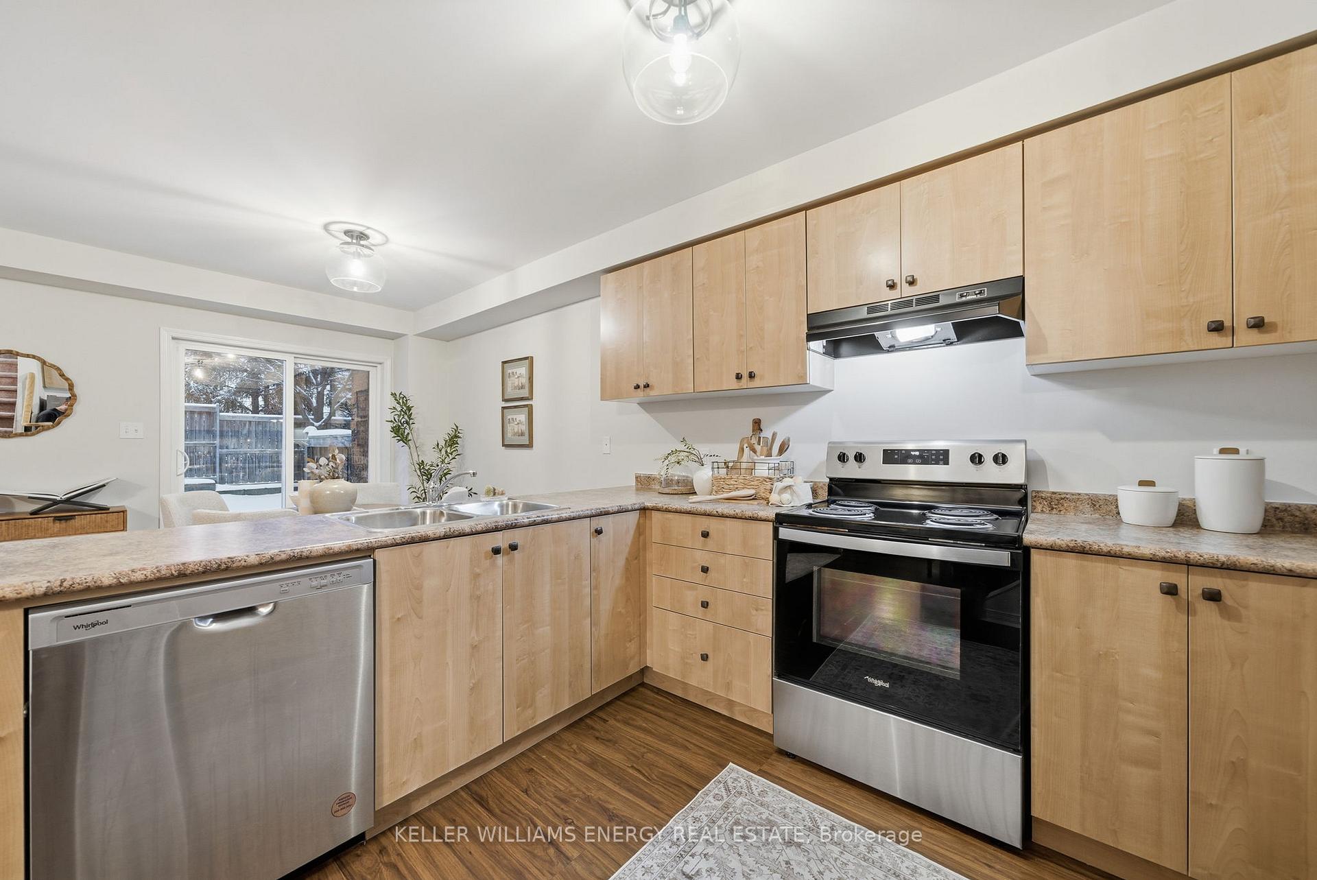 1280 Harmony Road N 2