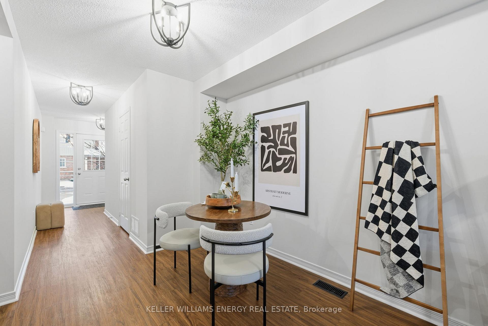 1280 Harmony Road N 17