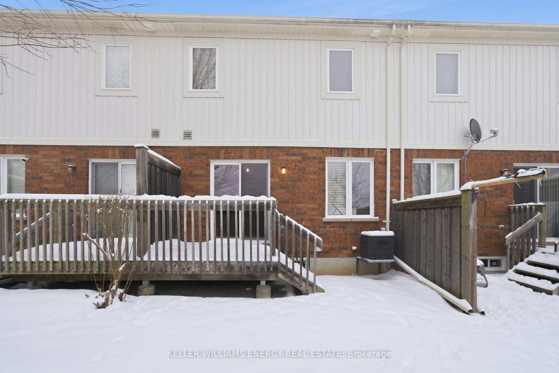 1280 Harmony Road N 17