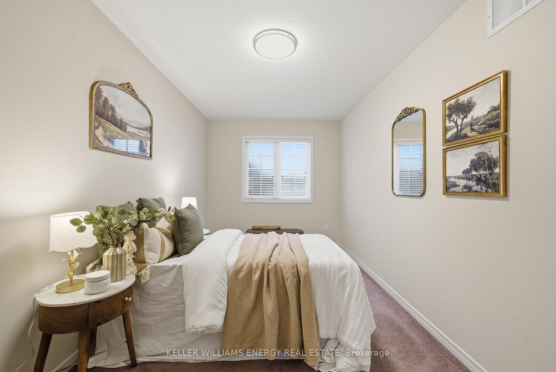 1280 Harmony Road N 17