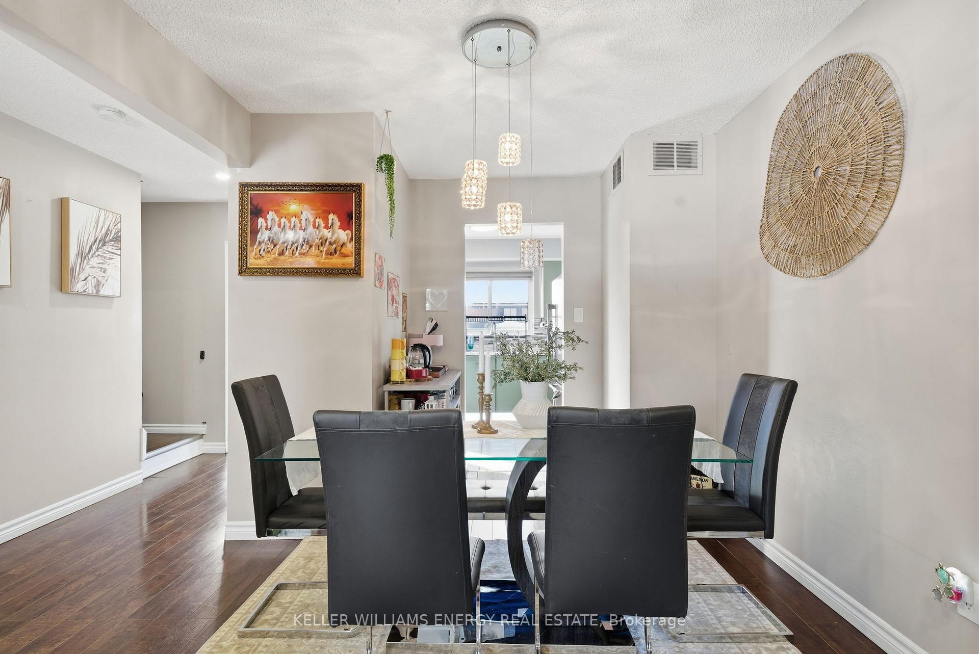 220 Ormond Drive W28