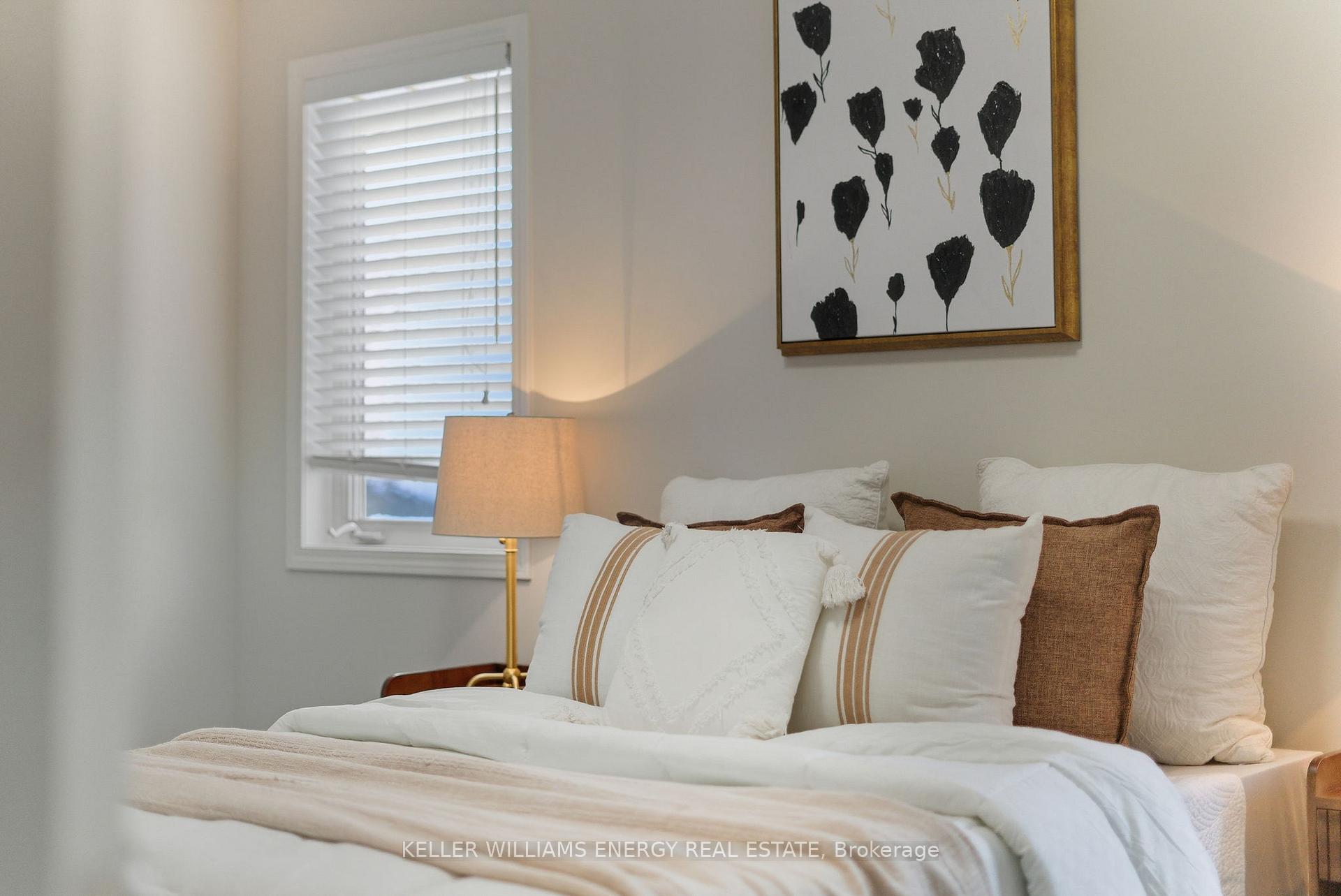 1280 Harmony Road N 23