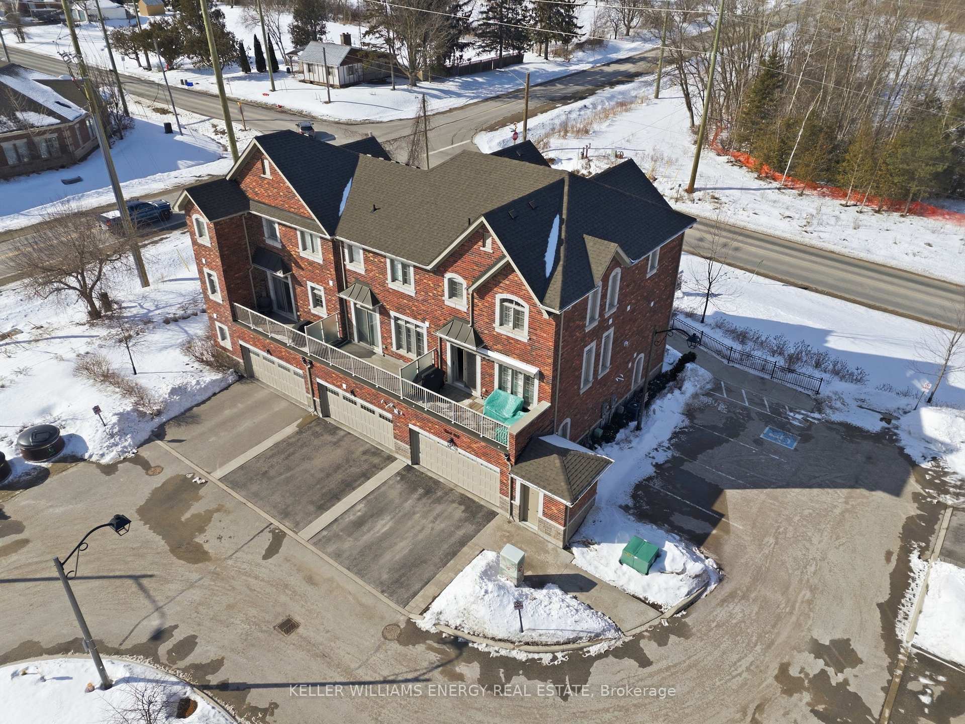 35 Hanning Court 3, Clarington, ON L1C 4R3, Clarington ON, L1C 4R3