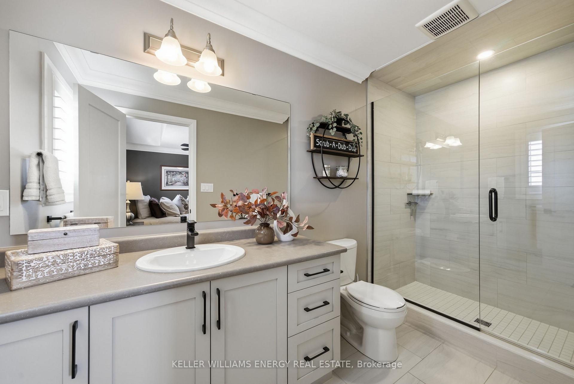 35 Hanning Court 3, Clarington, ON L1C 4R3, Clarington ON, L1C 4R3