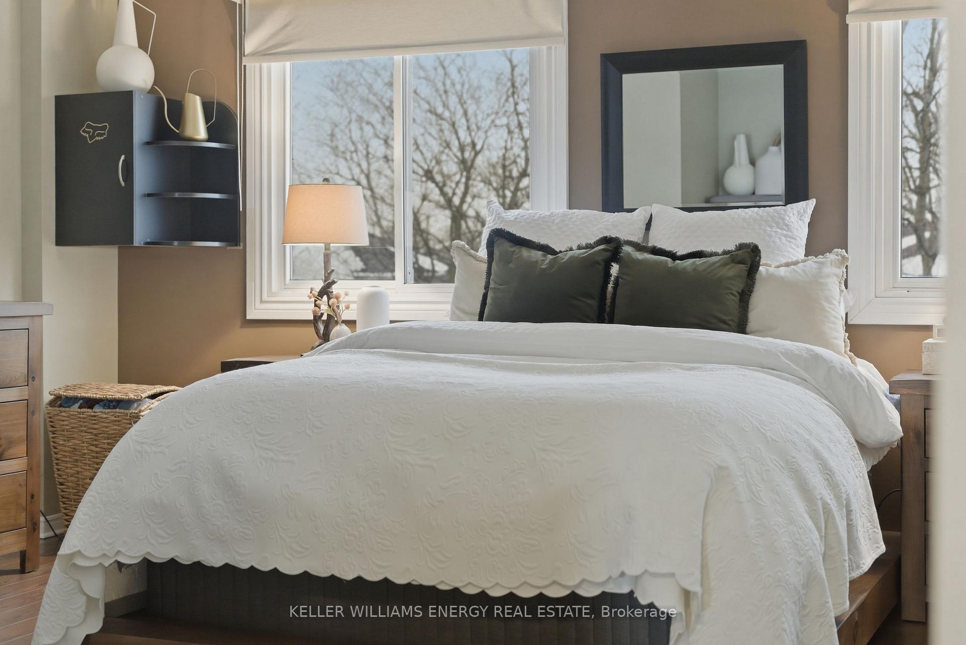 34 Stirling Avenue, Clarington, ON L1E 1X6, Clarington ON, L1E 1X6