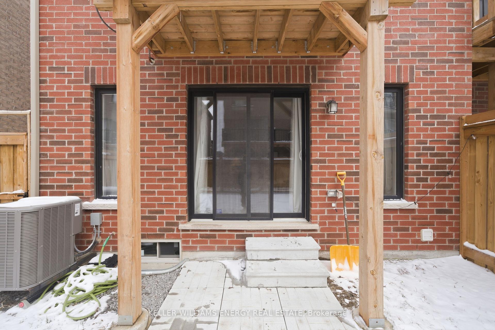 95 Dorian Drive, Whitby, ON L1P 0C8