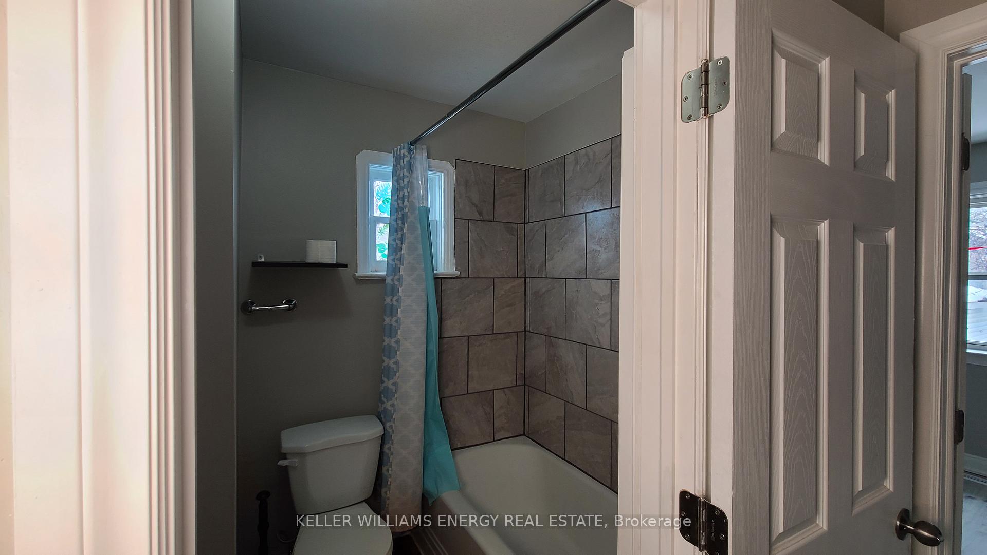 201 Celina Street Upper