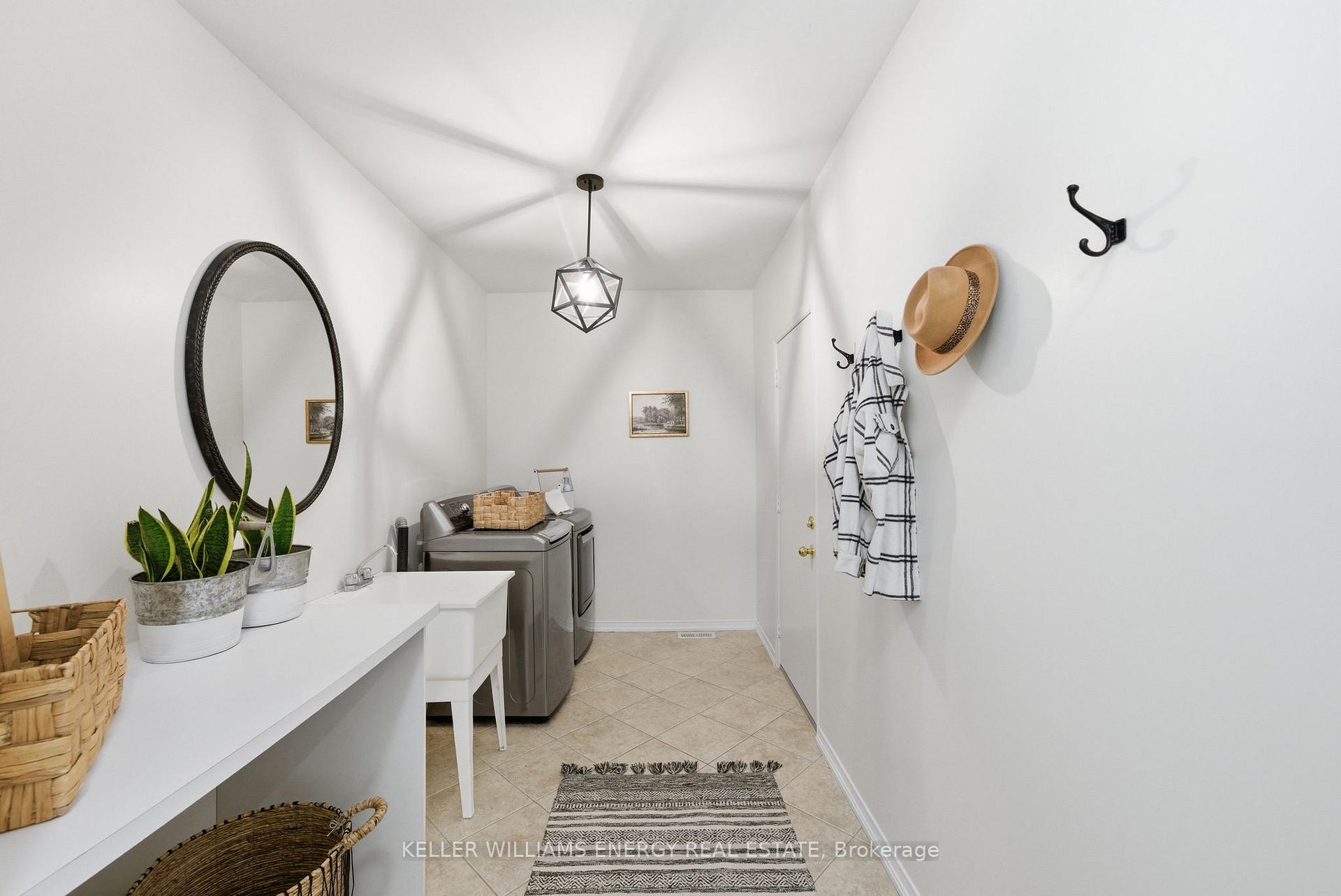 1617 Kitchen Court