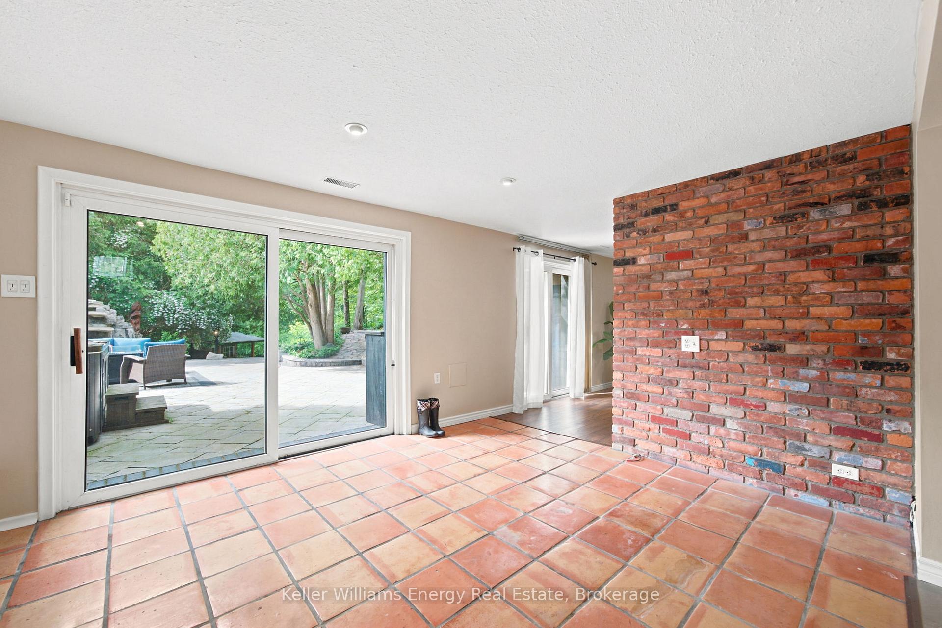 1010 Regent Drive